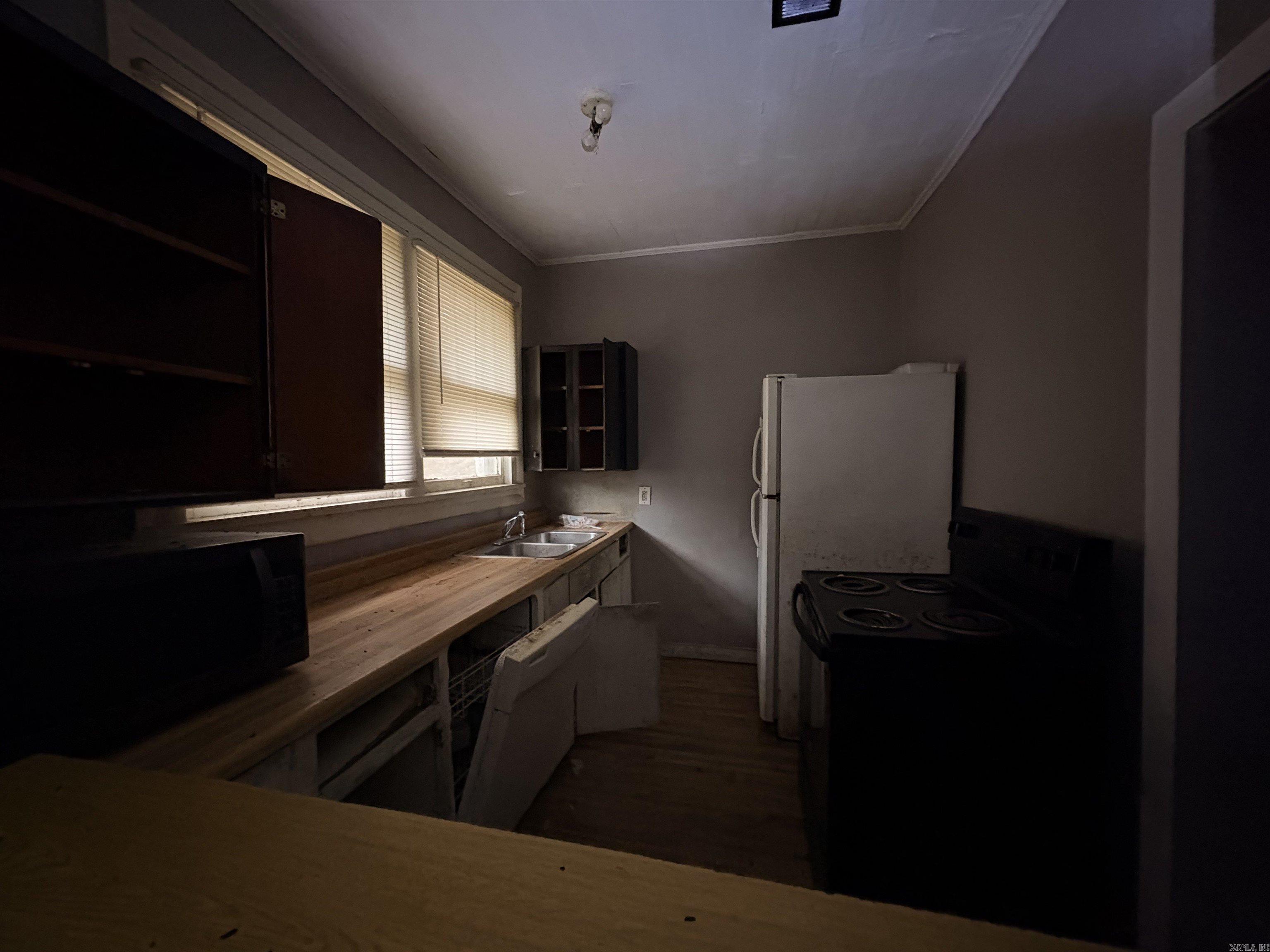 HSR BLK - Residential