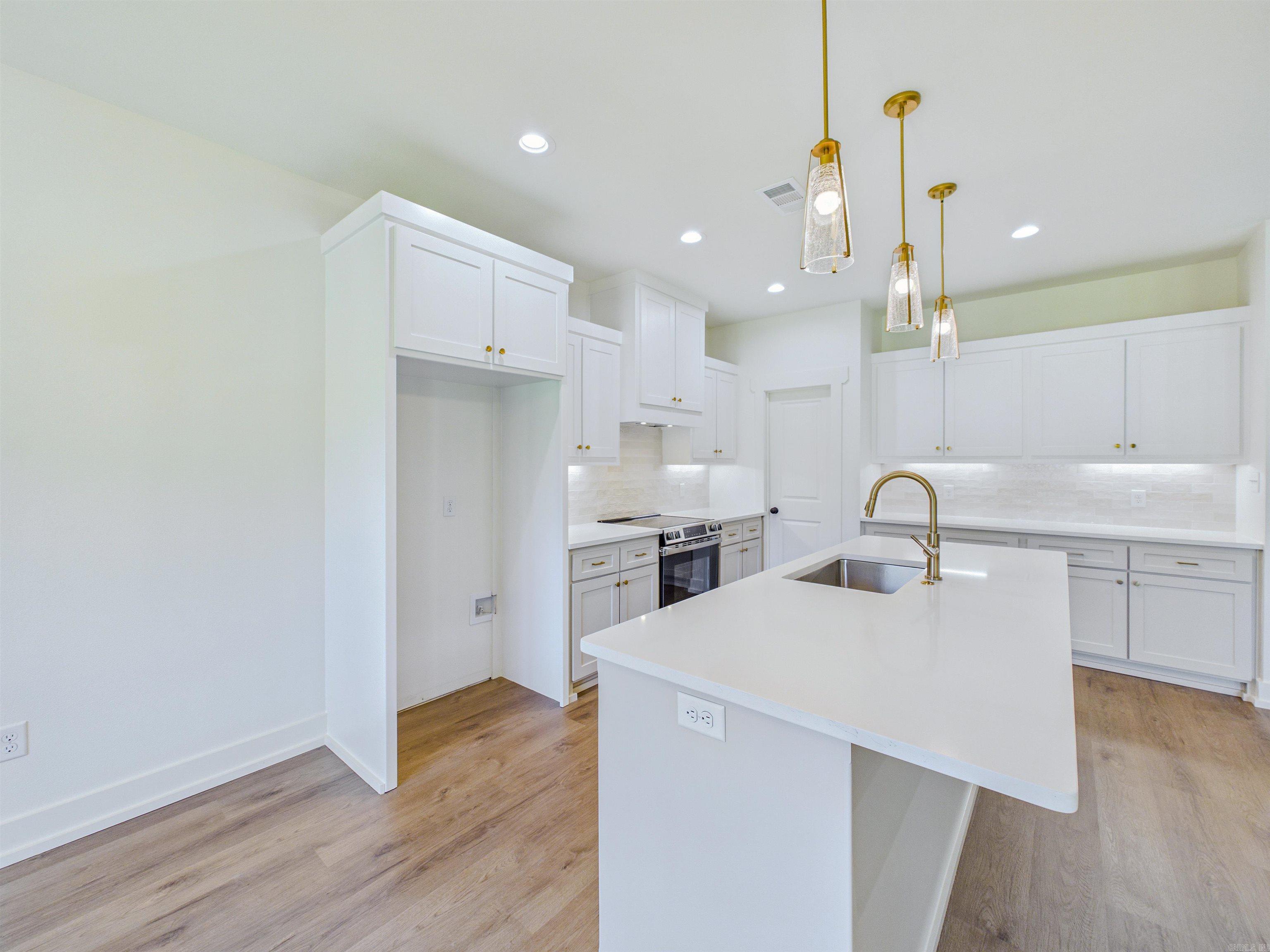 Dove Creek - Residential