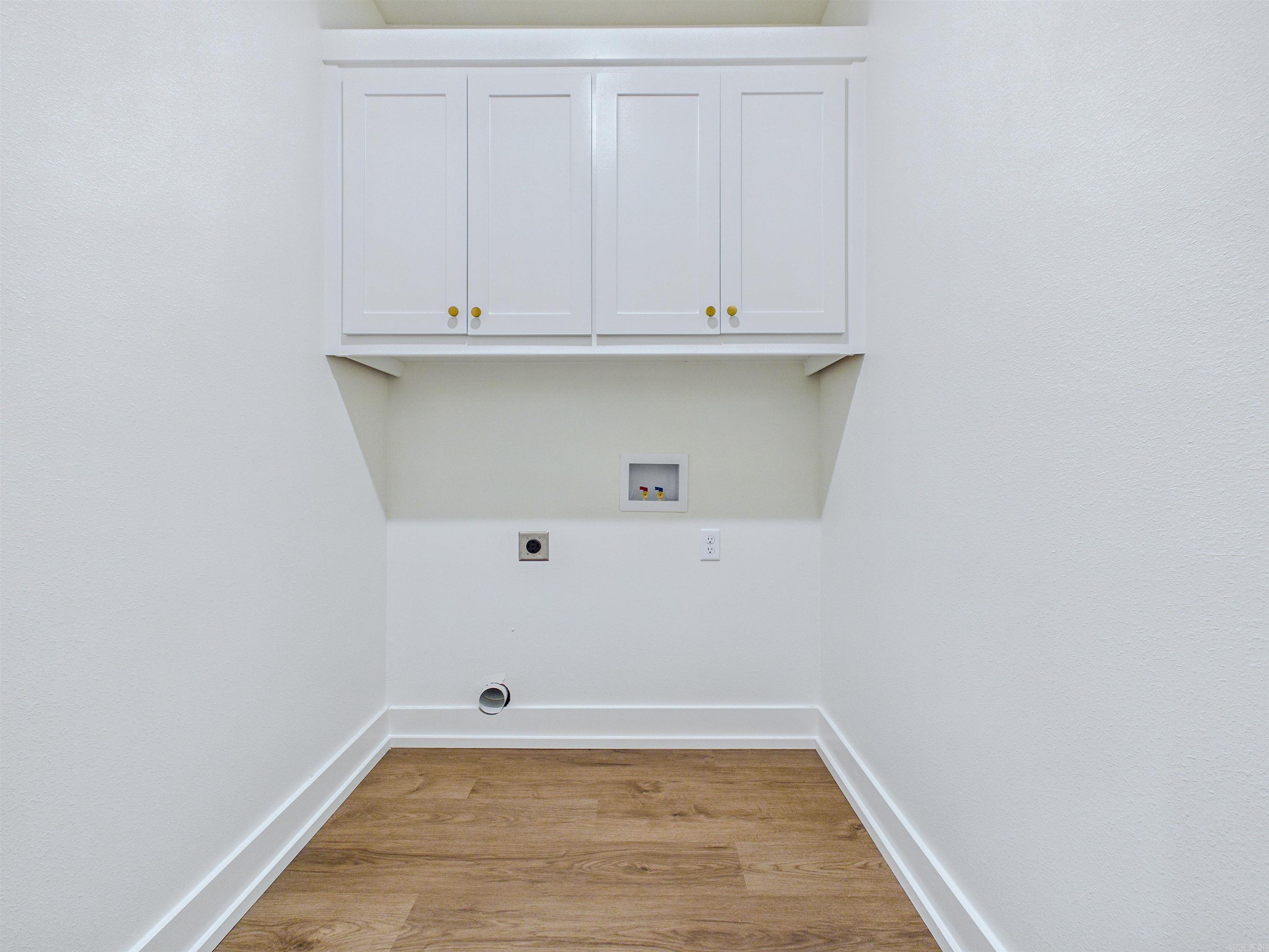 Dove Creek - Residential