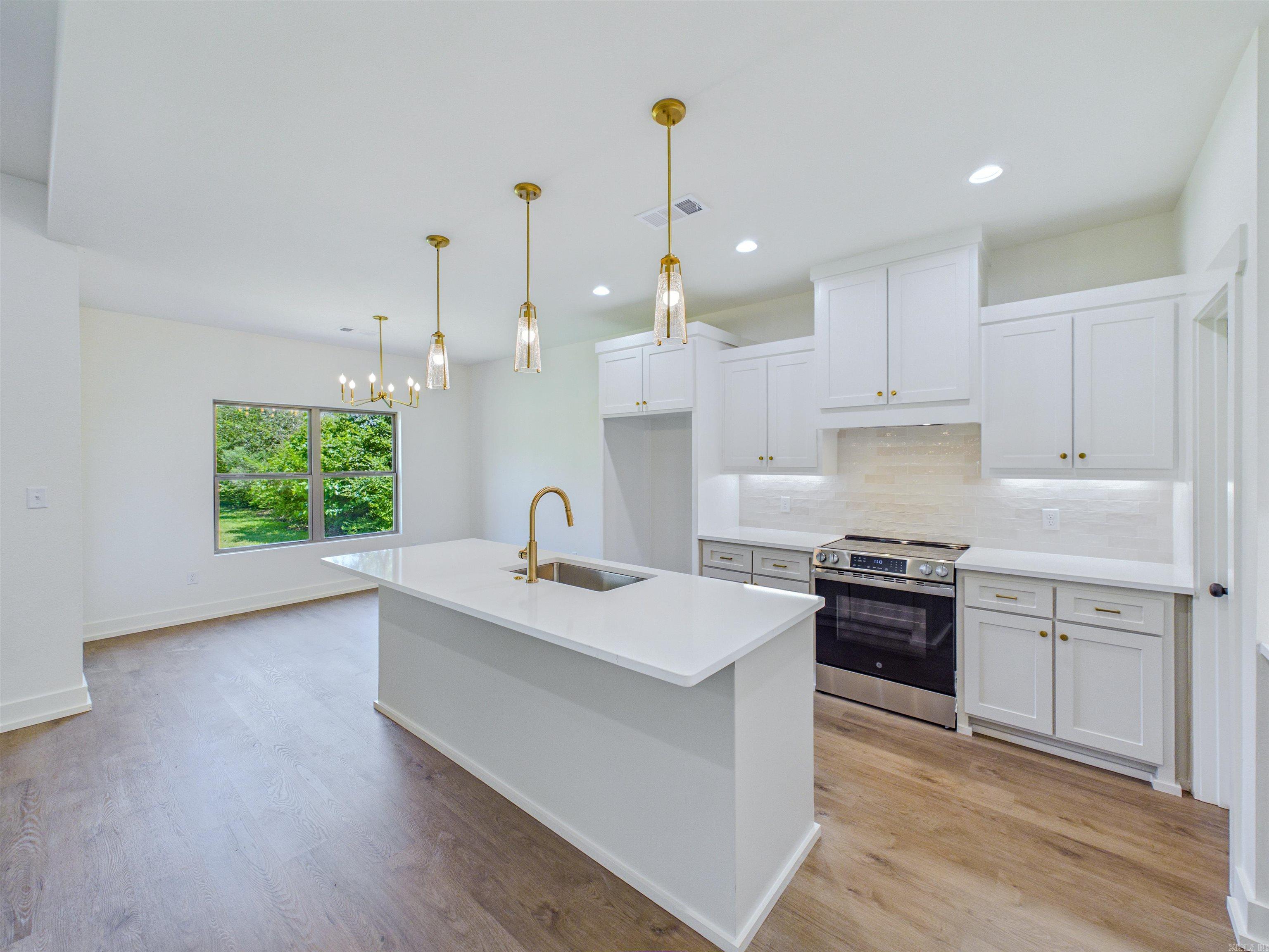 Dove Creek - Residential