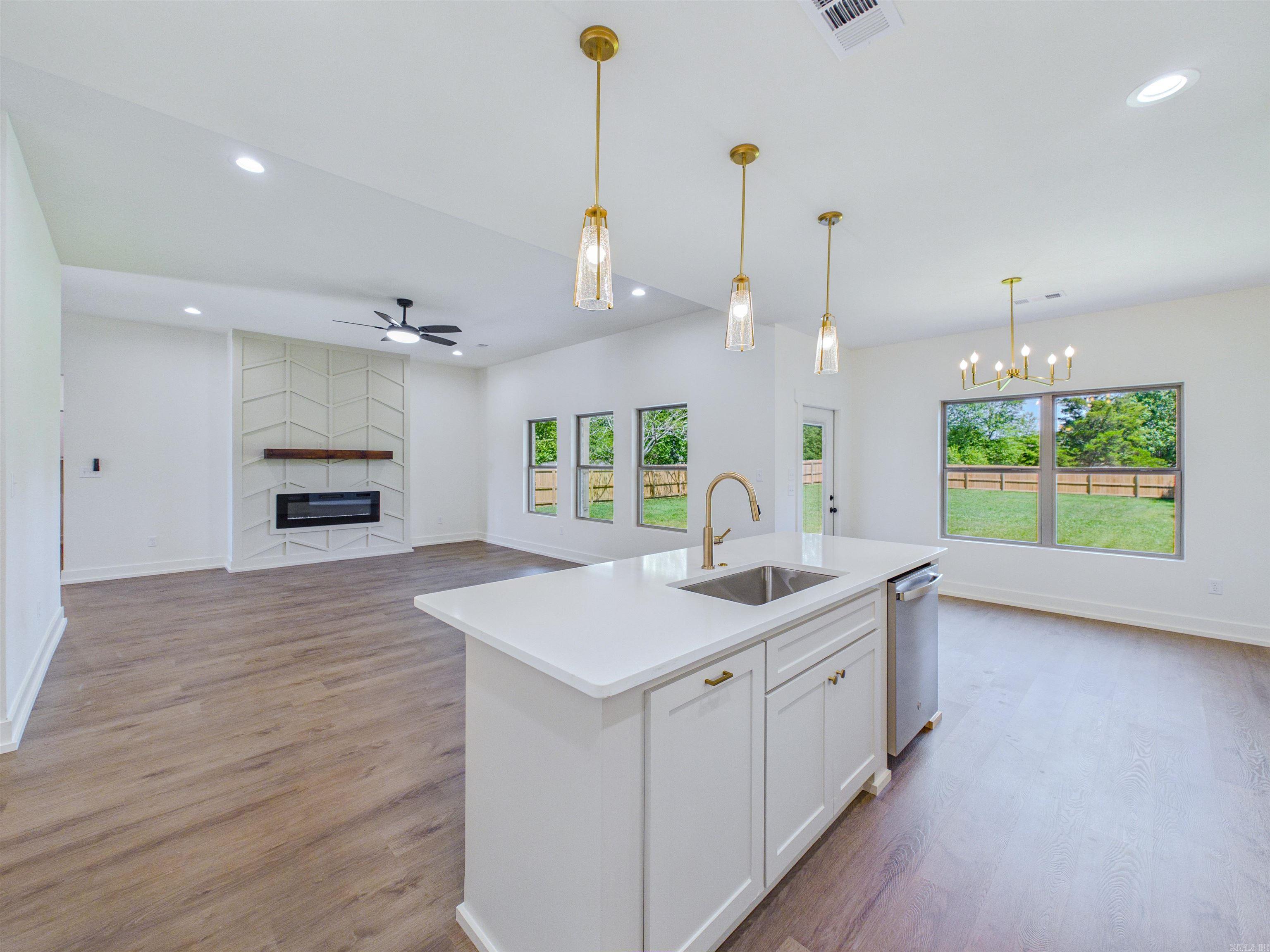 Dove Creek - Residential