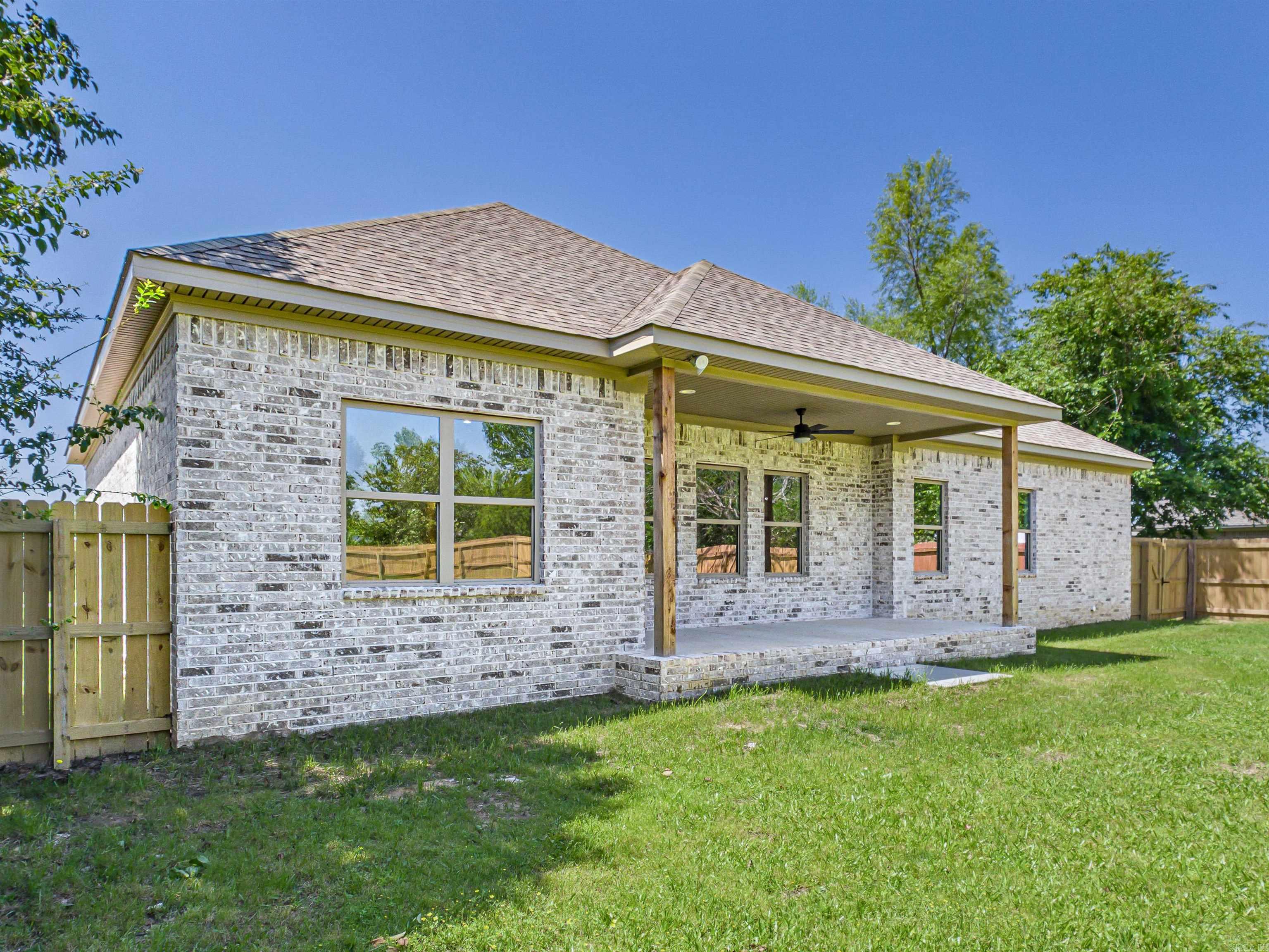 Dove Creek - Residential