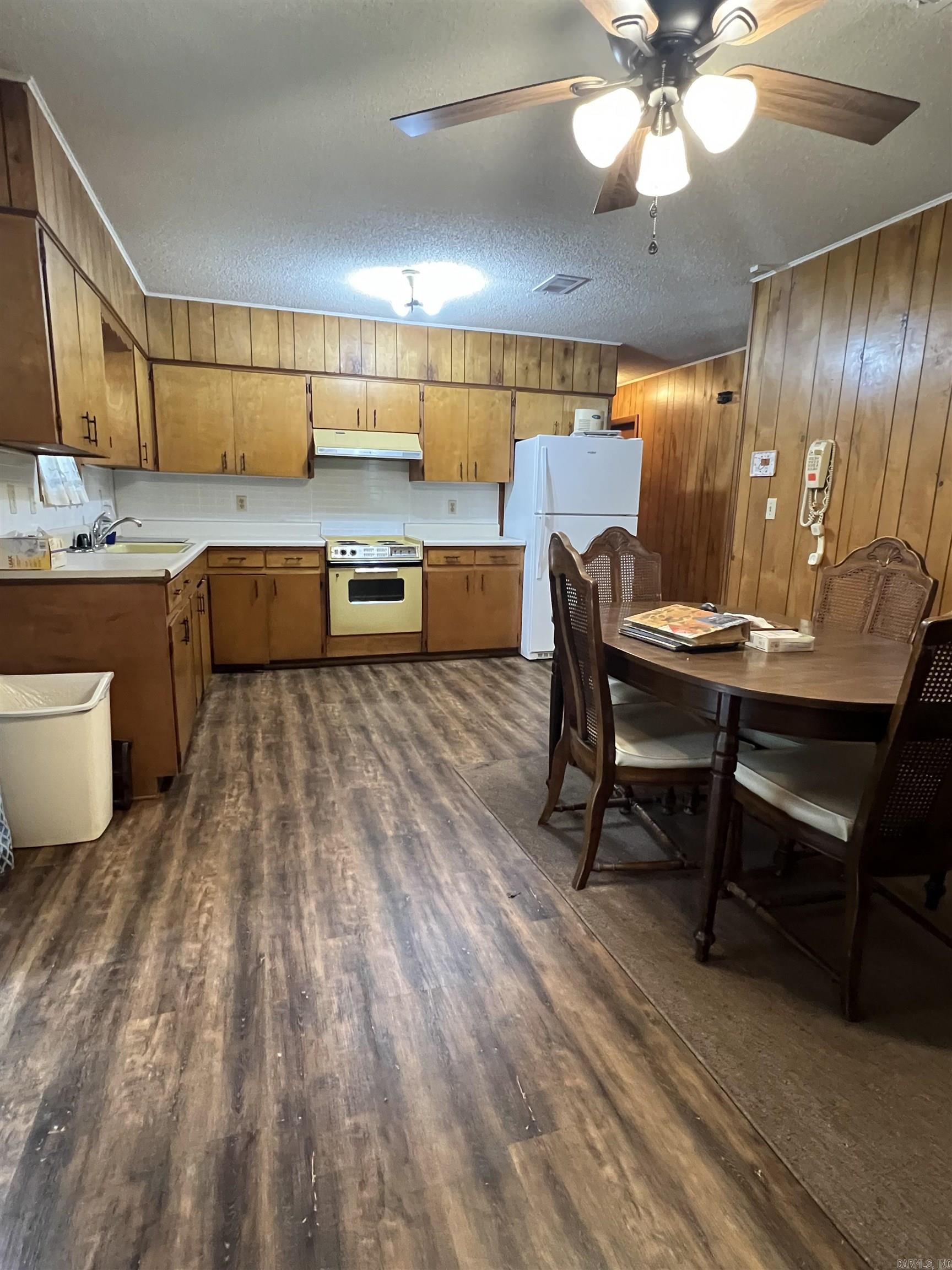 Oakwood - Residential