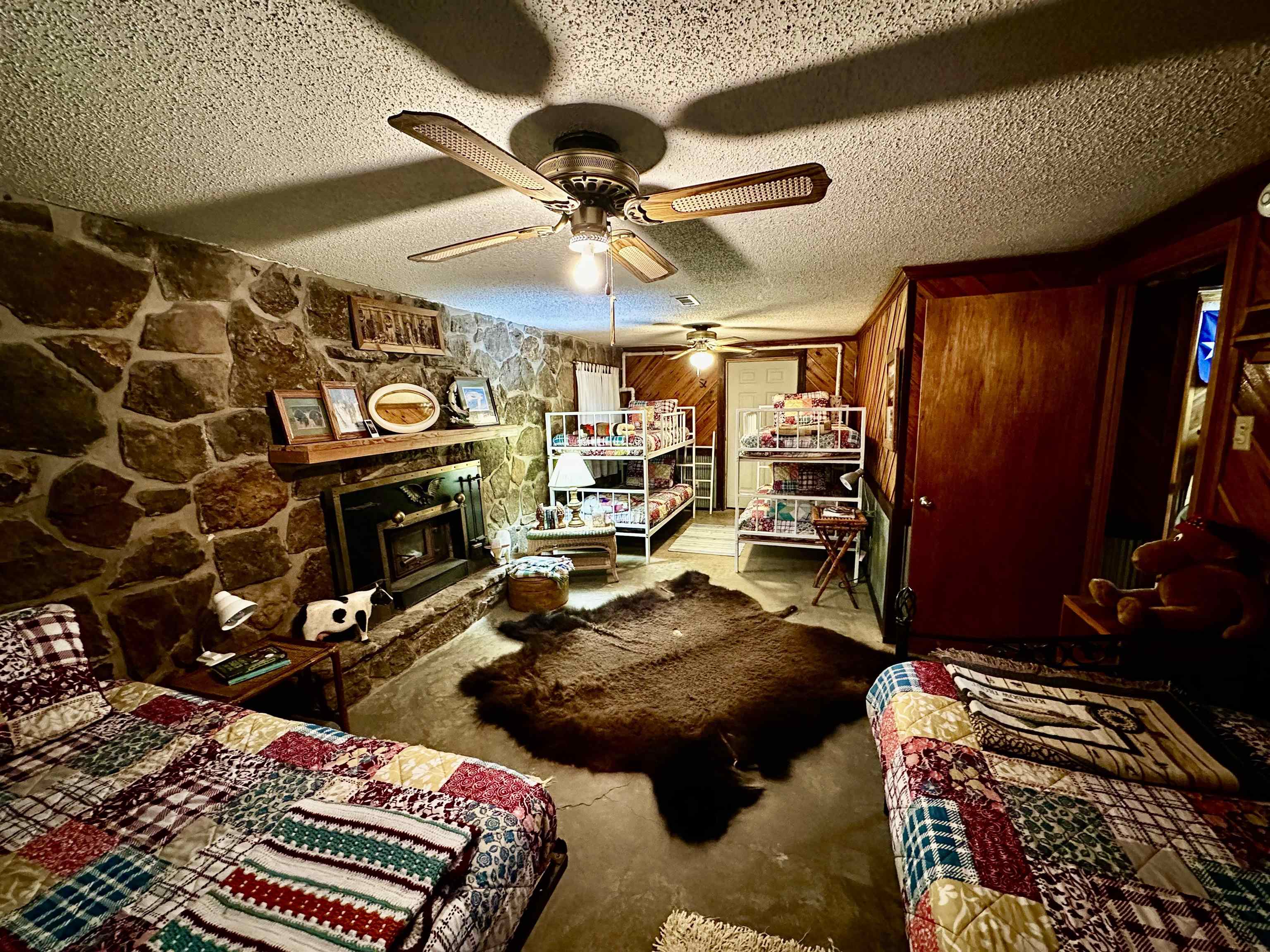 JOHNSON S R FARM - Residential