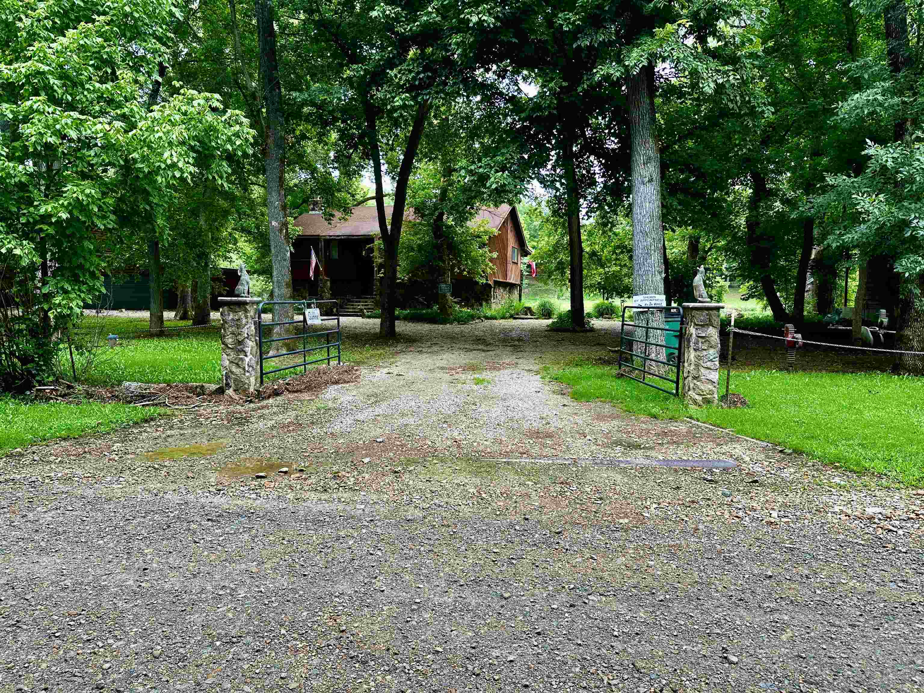 JOHNSON S R FARM - Residential