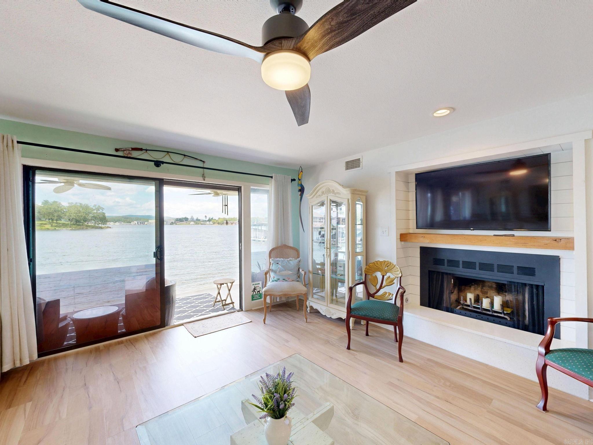 SOUTH SHORE HPR - Residential