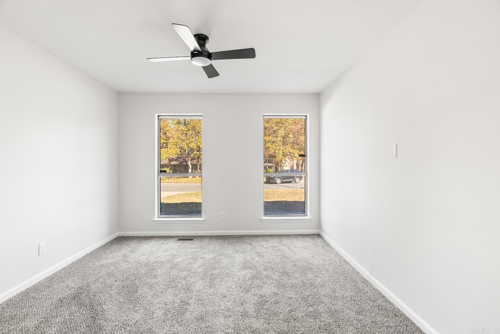 COUNTRY CLUB PARK - Residential