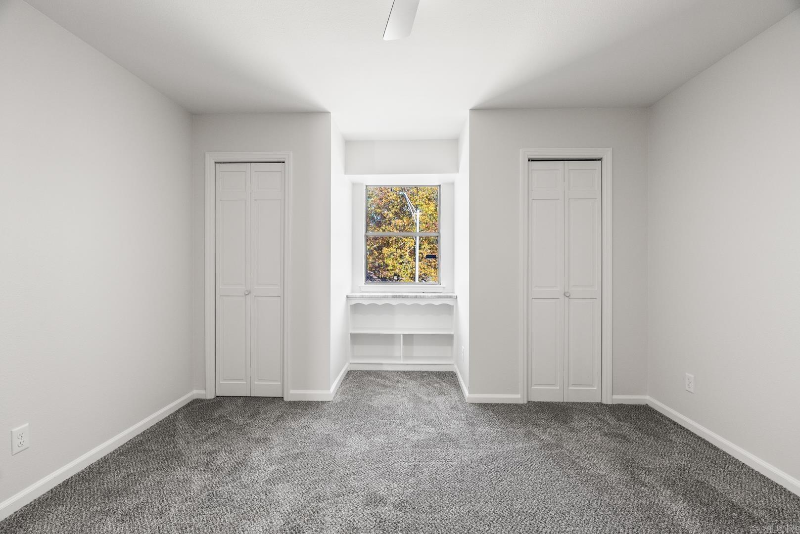 COUNTRY CLUB PARK - Residential