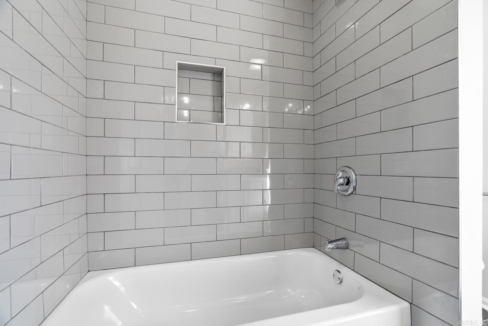 COUNTRY CLUB PARK - Residential