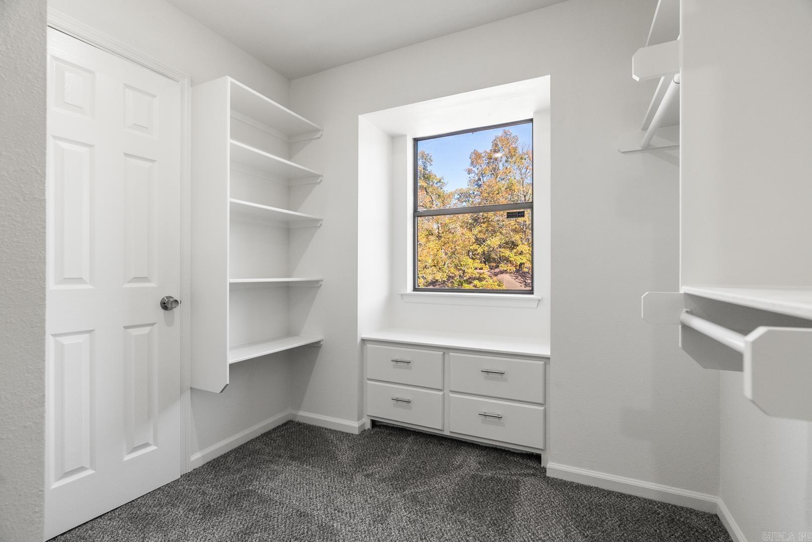 COUNTRY CLUB PARK - Residential