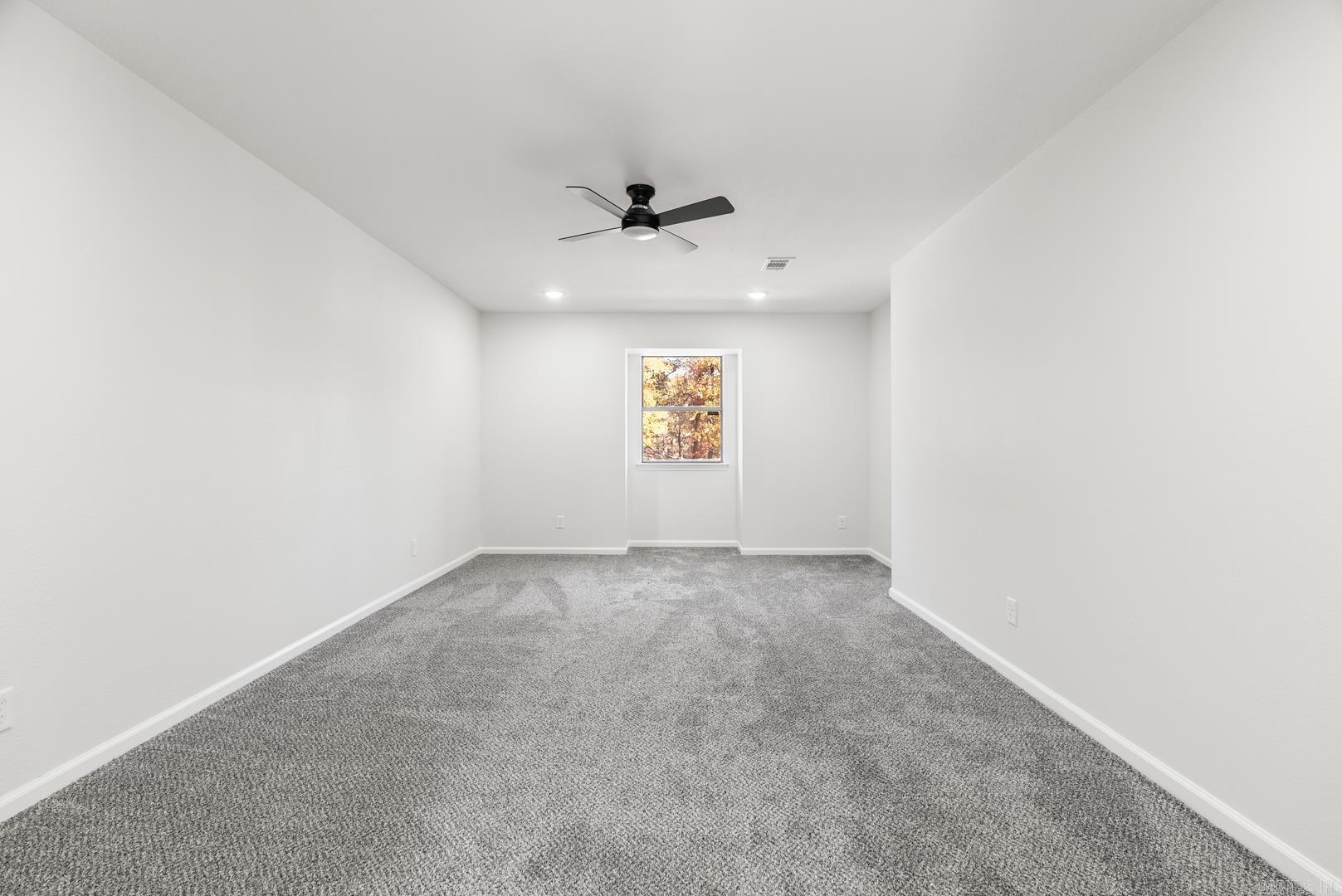 COUNTRY CLUB PARK - Residential