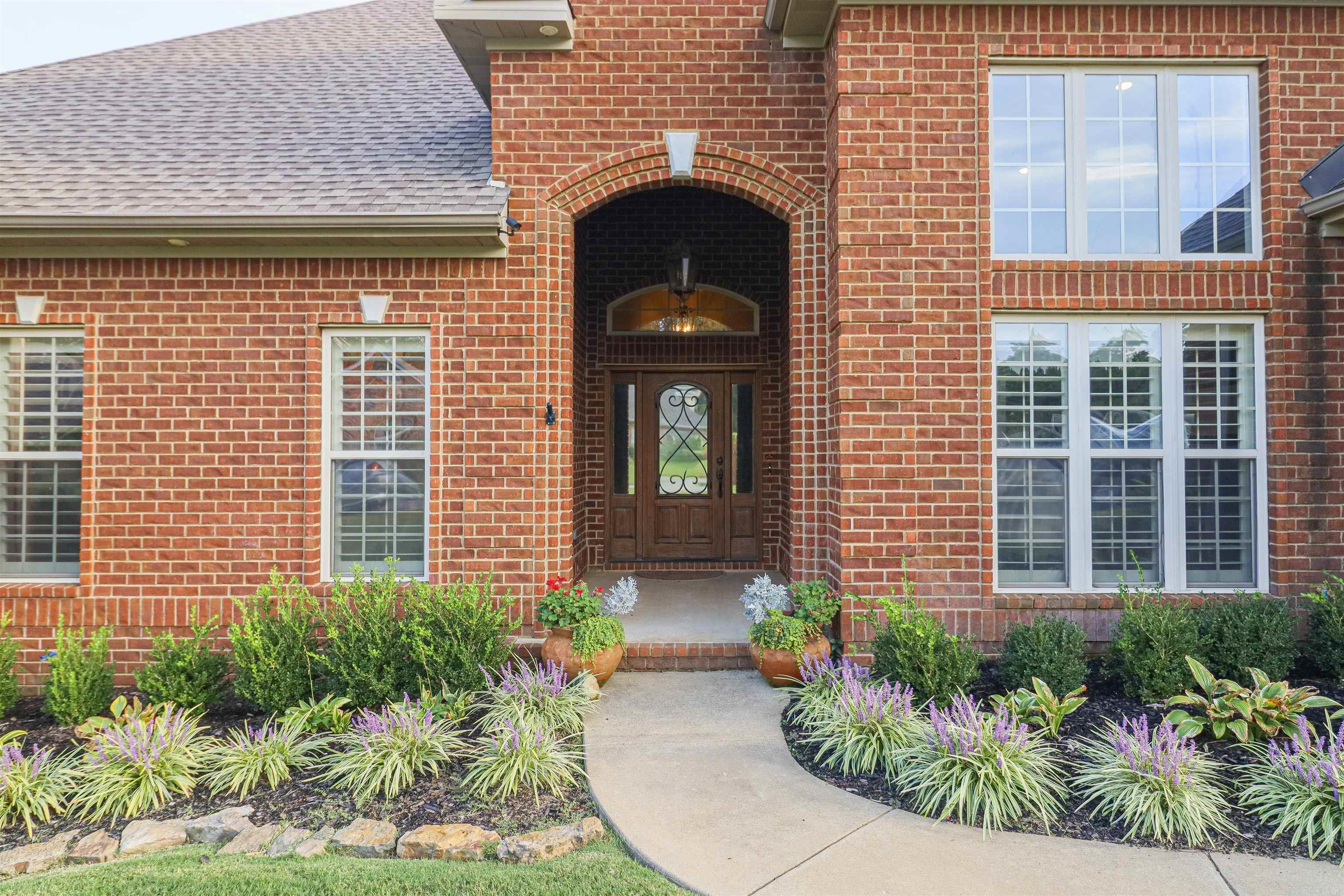 BARRINGTON PARK - Residential