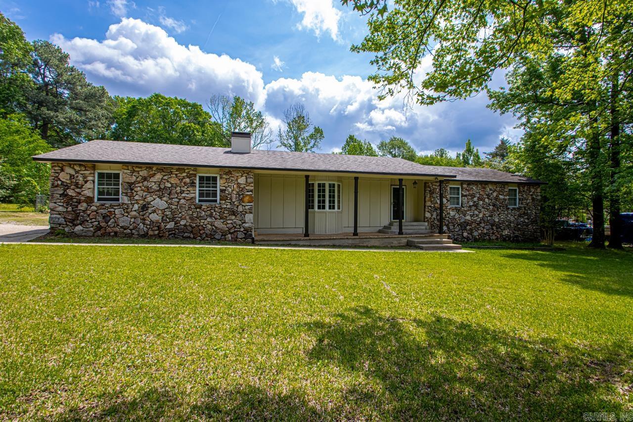 OAK MEADOWS - Residential