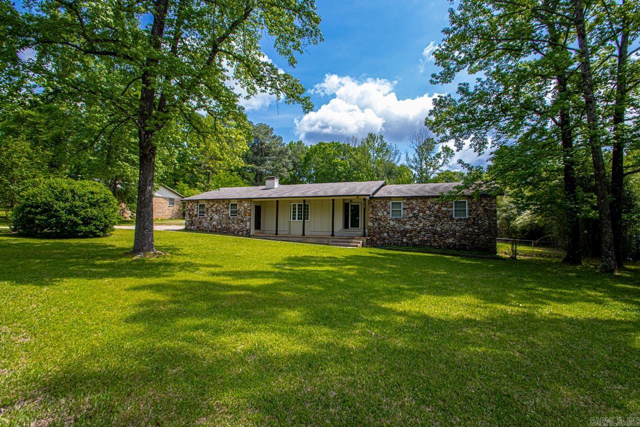 OAK MEADOWS - Residential