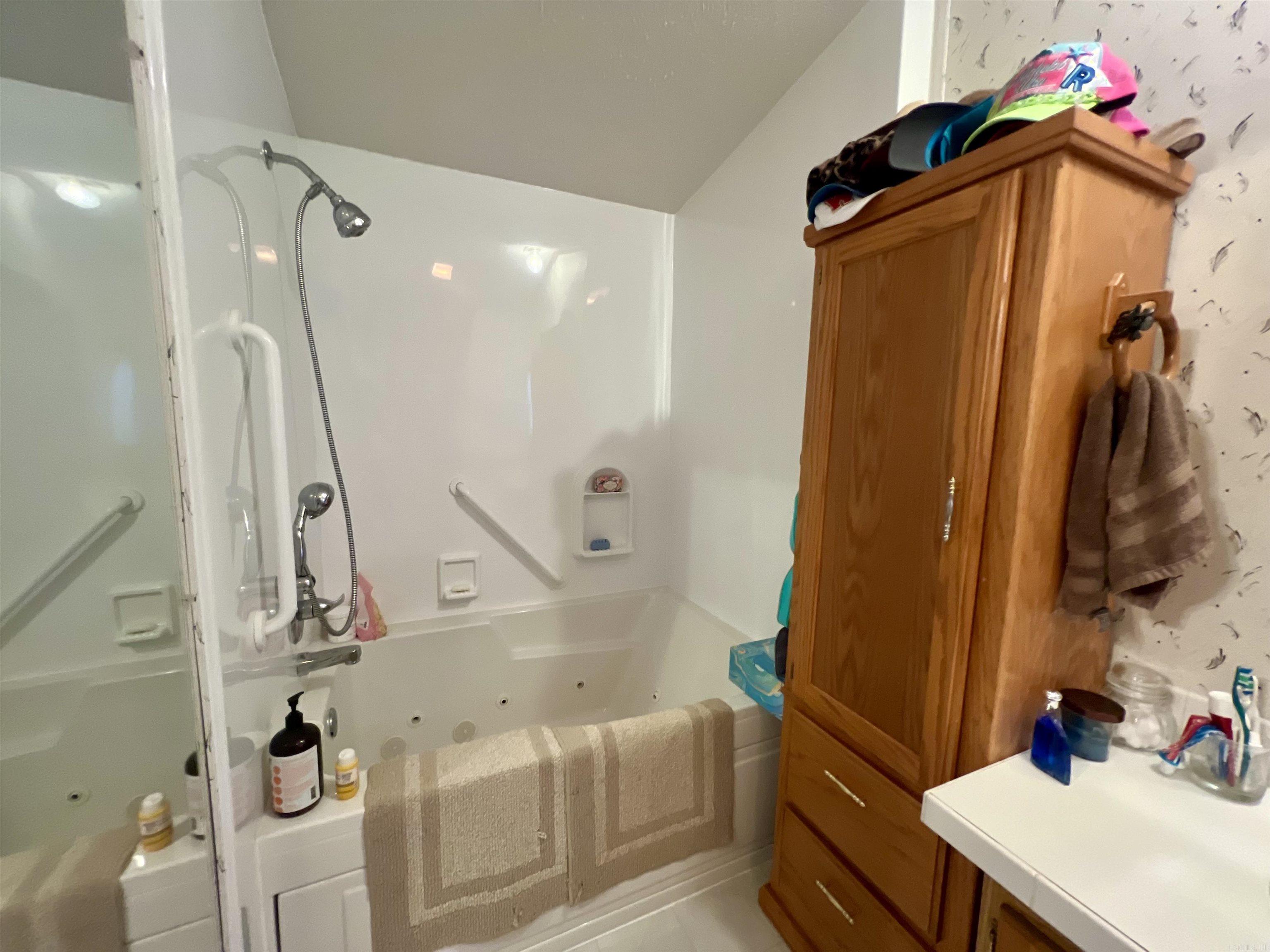 MONTGOMERY - Residential