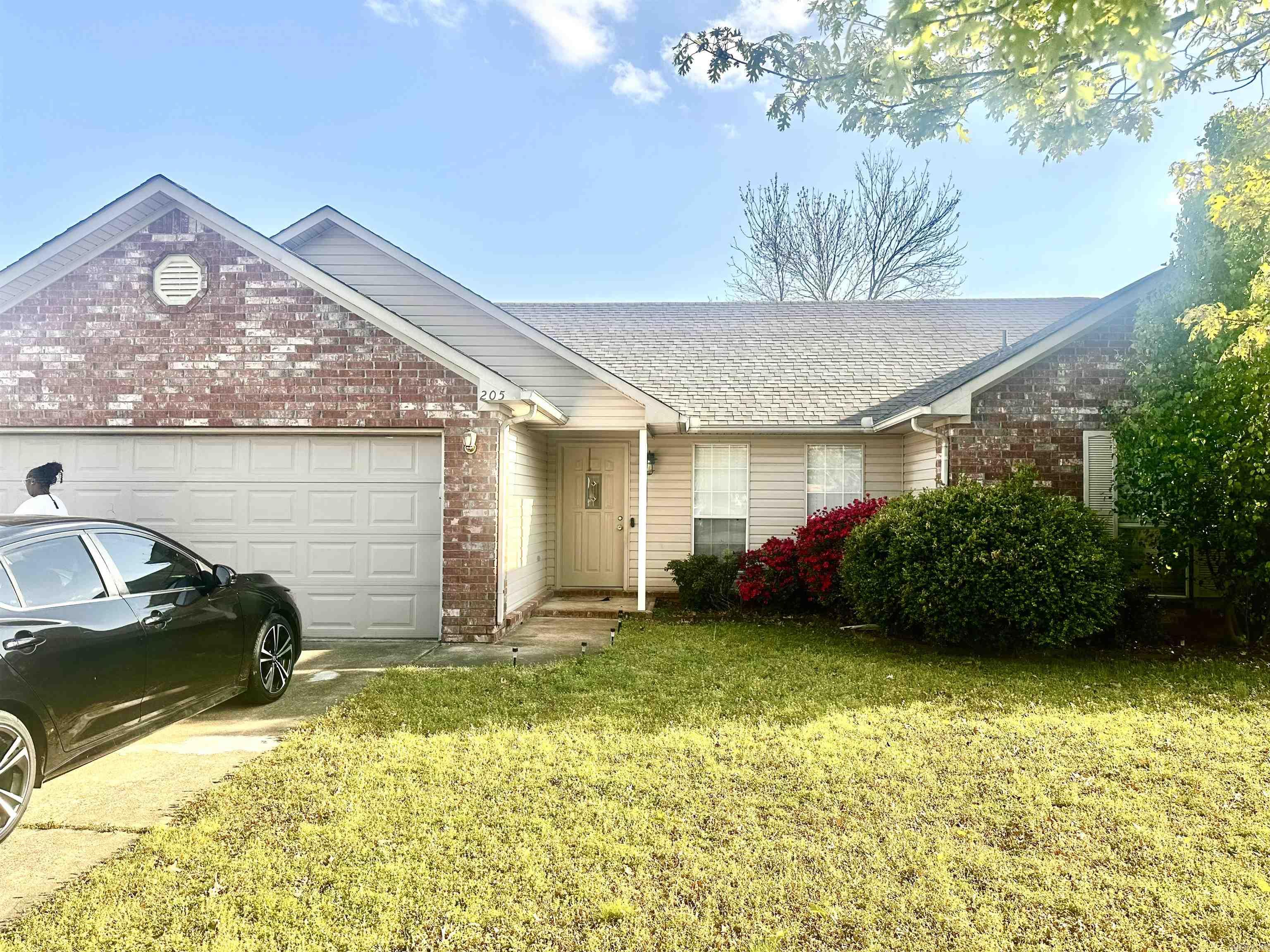 WOODLAND HEIGHTS - Residential