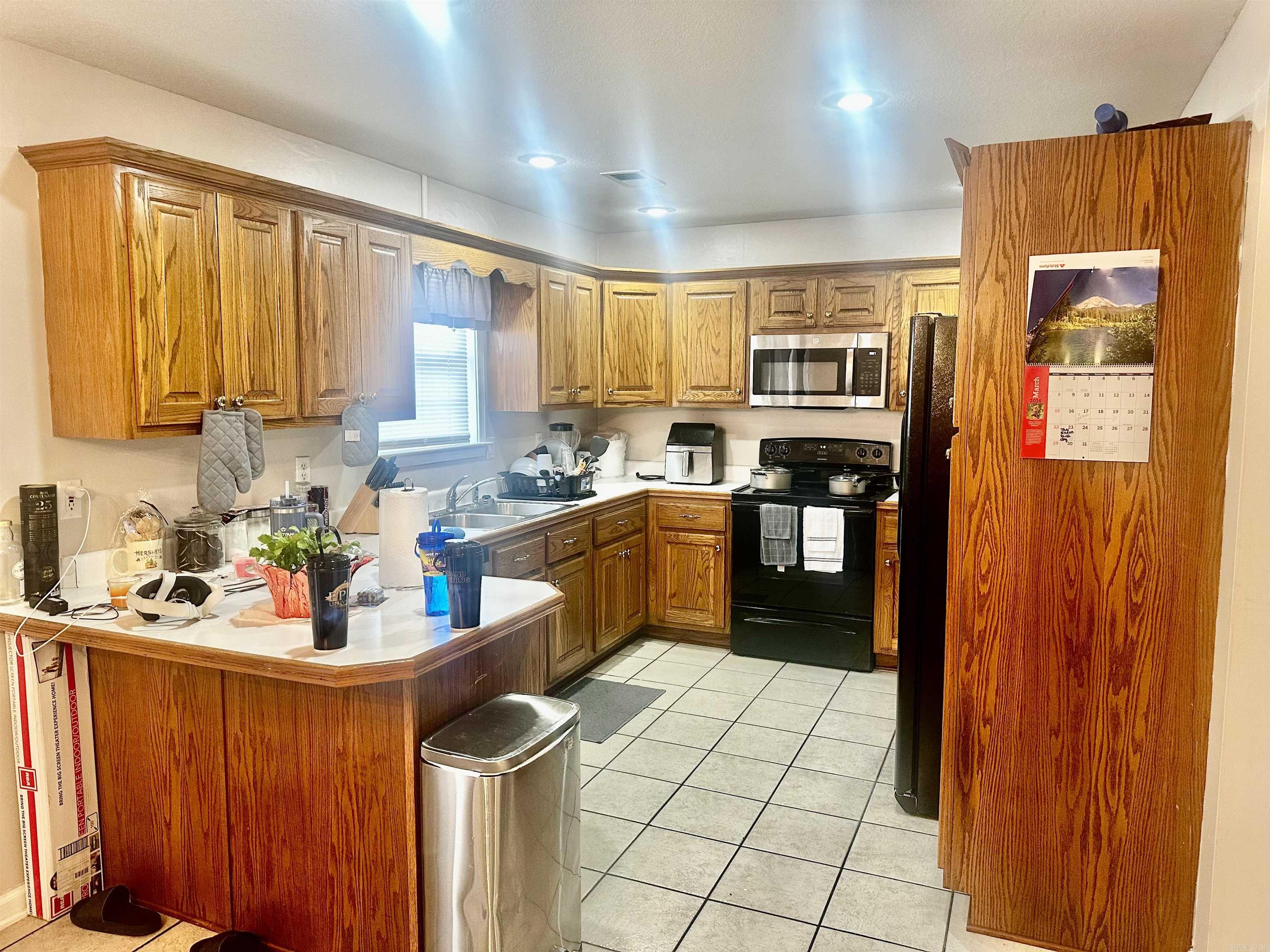 WOODLAND HEIGHTS - Residential