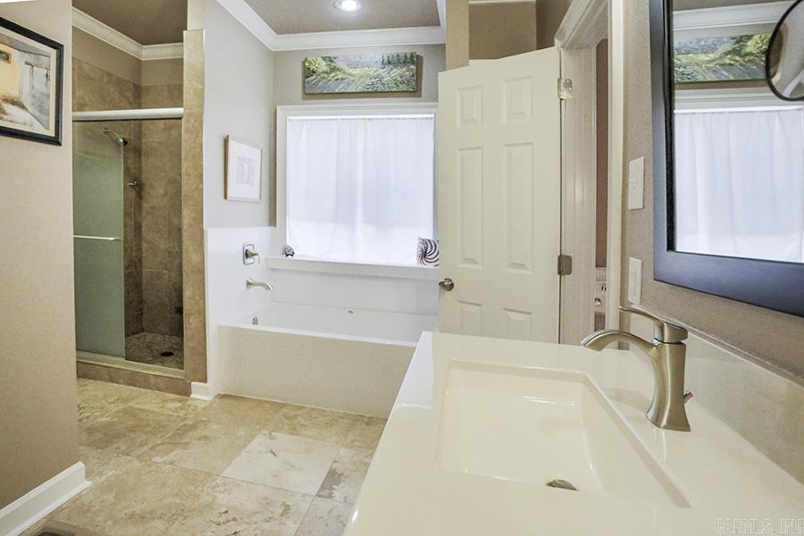 HUNTERS COVE ADDN - Residential