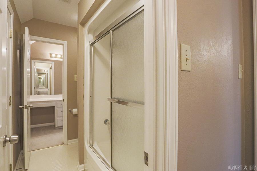 HUNTERS COVE ADDN - Residential