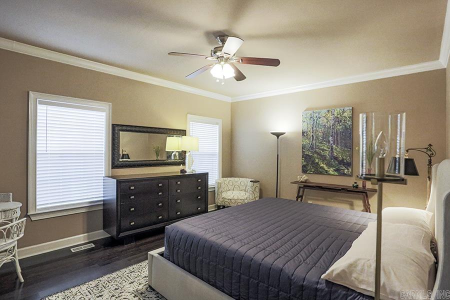 HUNTERS COVE ADDN - Residential