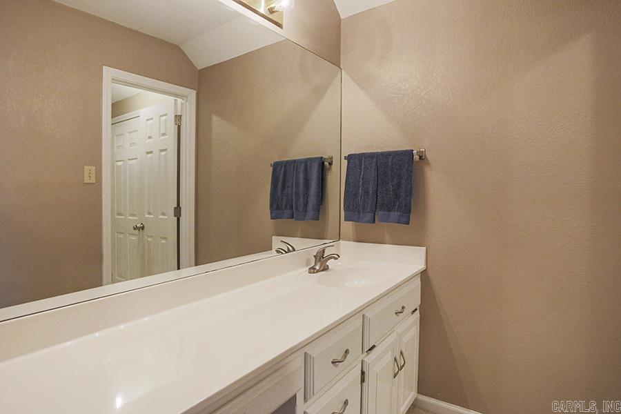 HUNTERS COVE ADDN - Residential