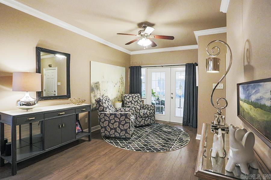 HUNTERS COVE ADDN - Residential