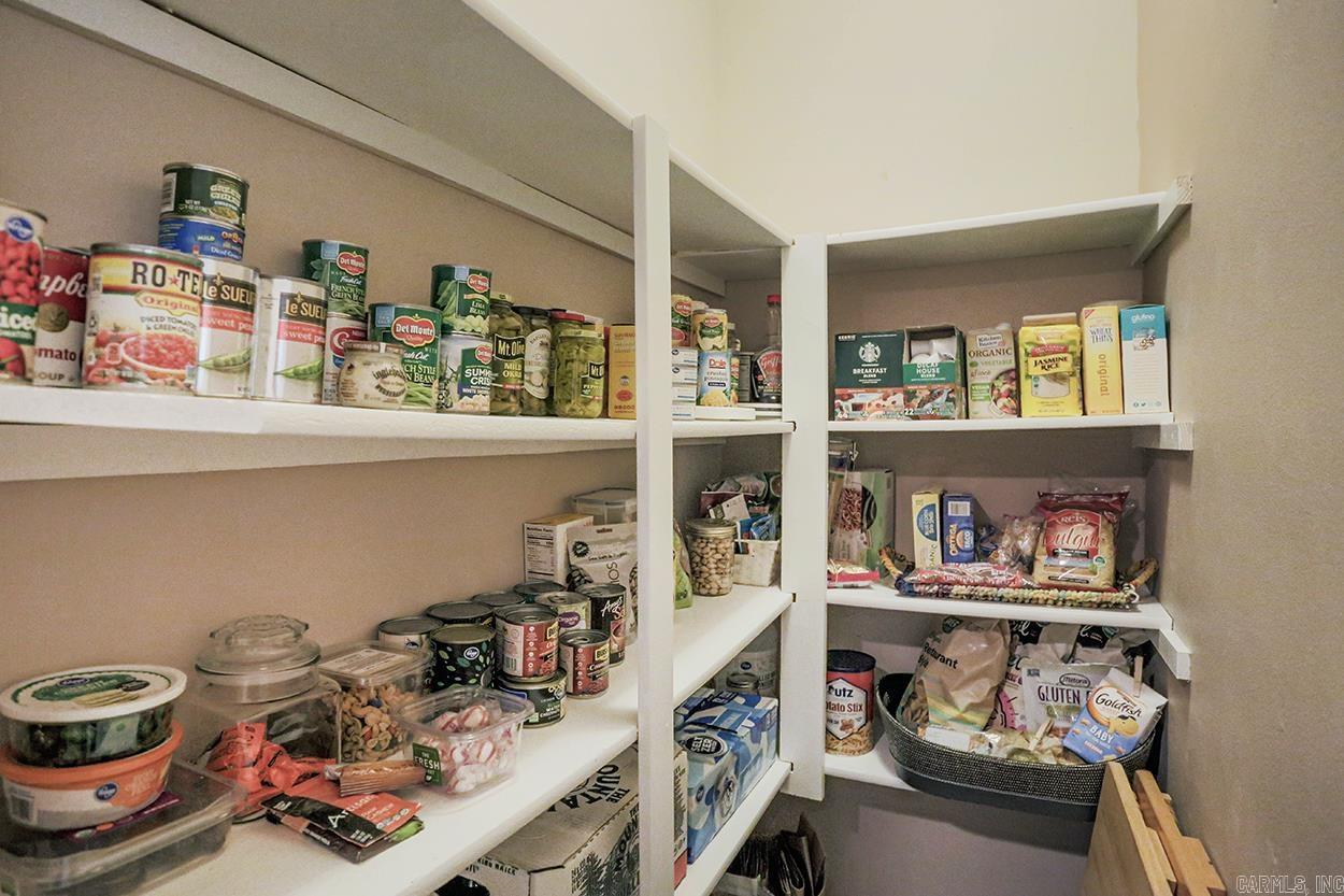 HUNTERS COVE ADDN - Residential