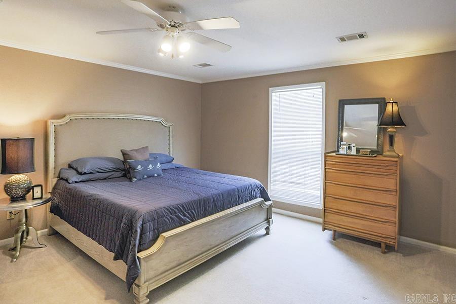 HUNTERS COVE ADDN - Residential