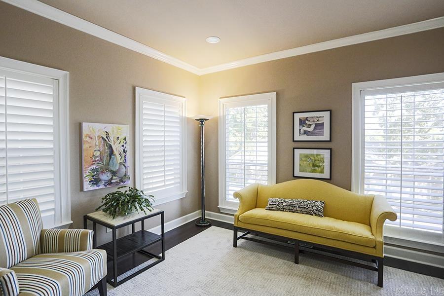 HUNTERS COVE ADDN - Residential