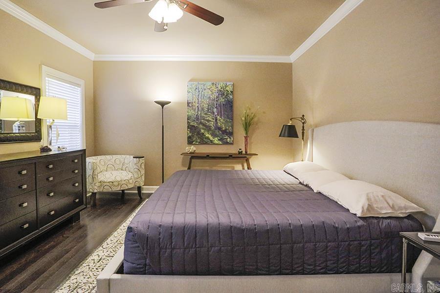 HUNTERS COVE ADDN - Residential