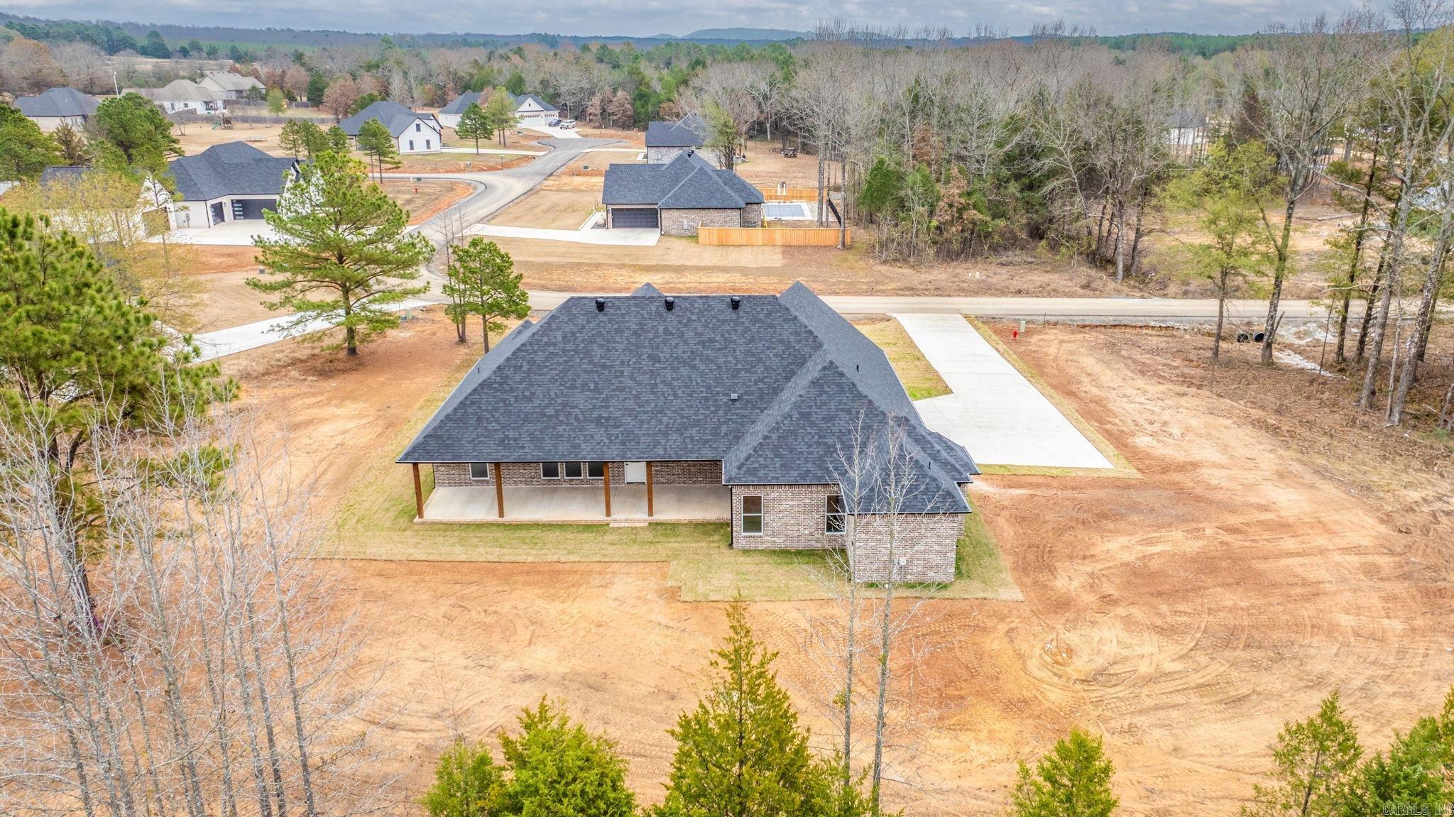 ULES WATSON PLACE - Residential