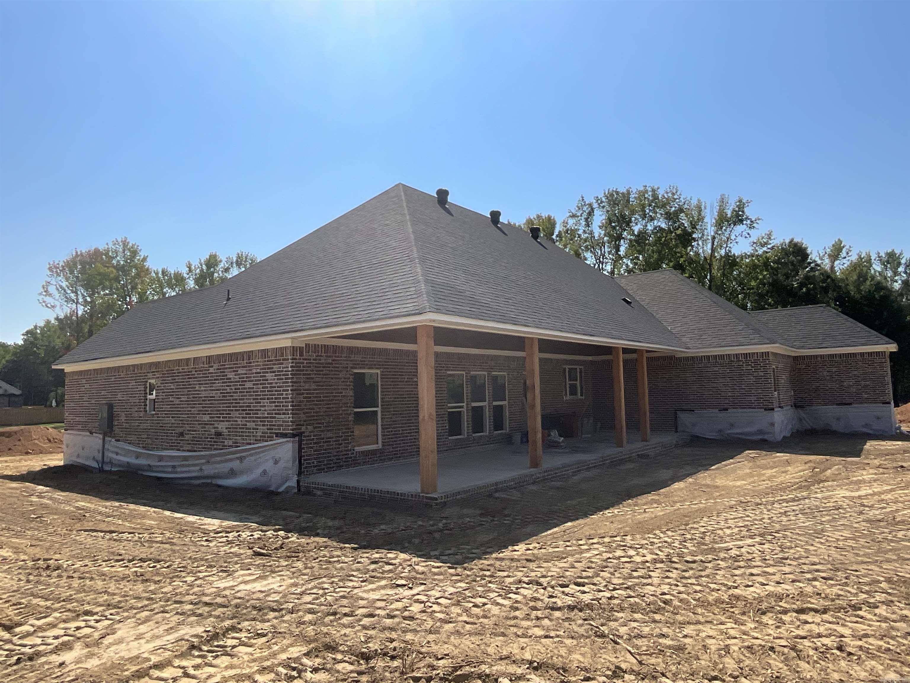 ULES WATSON PLACE - Residential