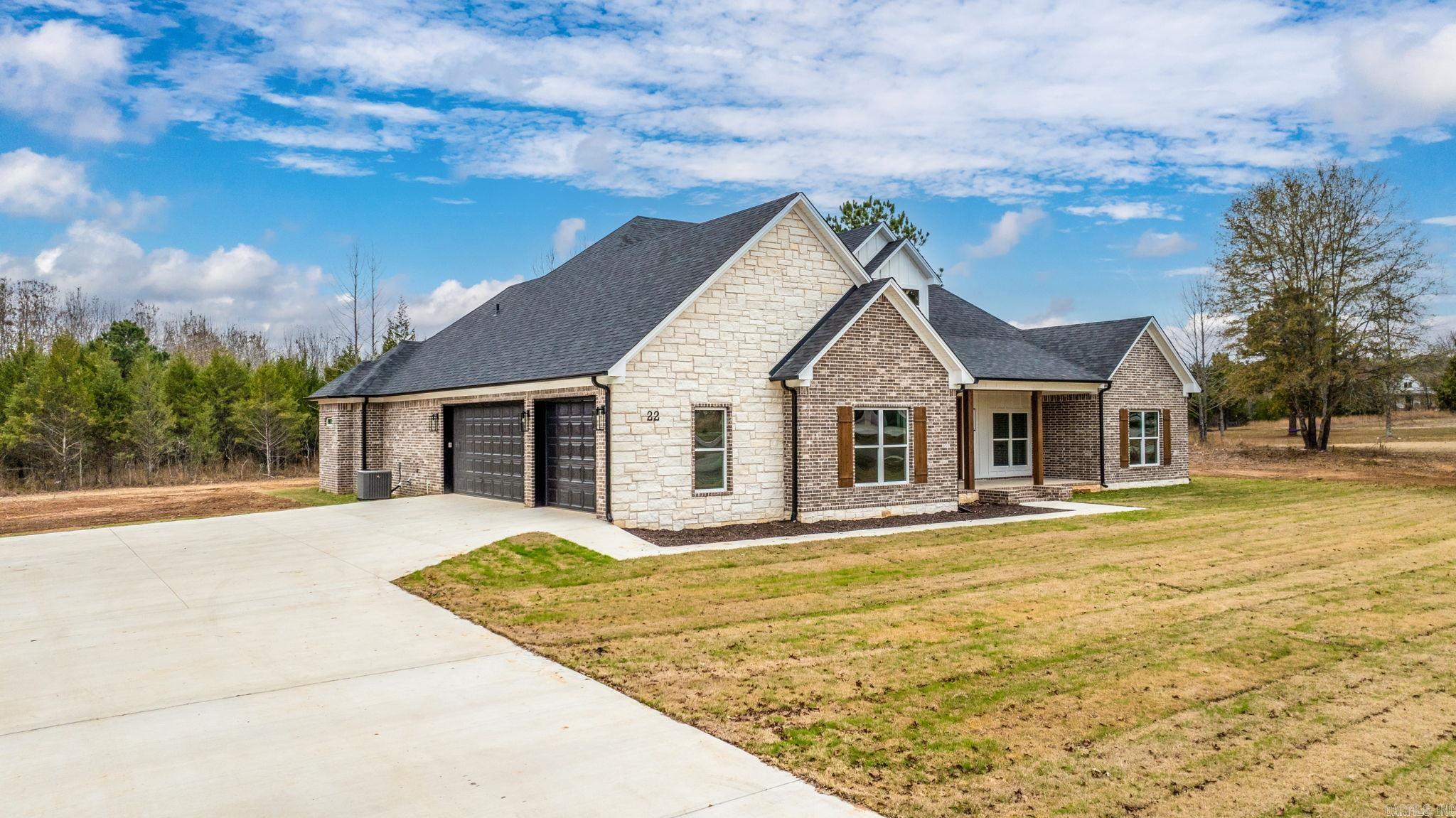 ULES WATSON PLACE - Residential