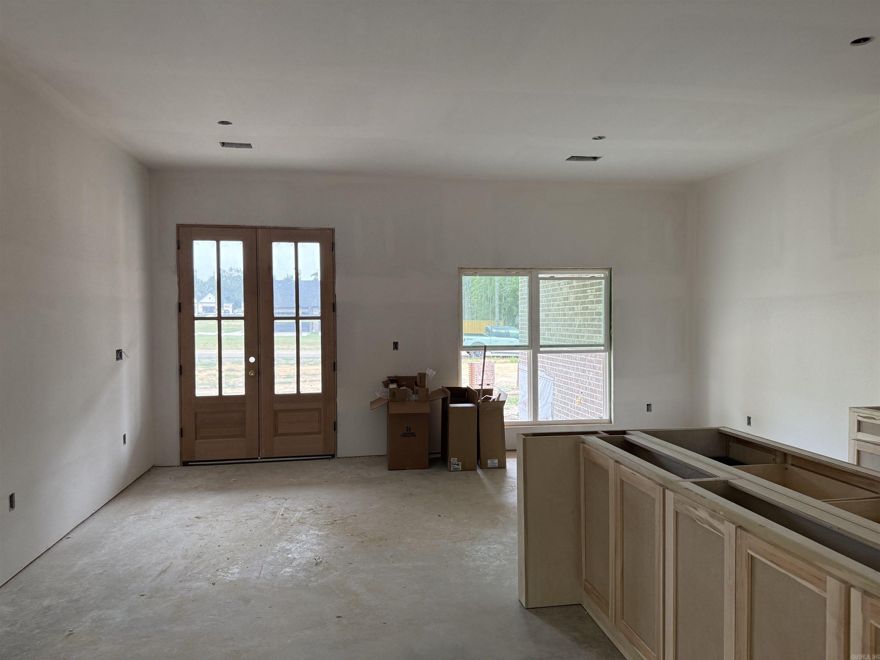 ULES WATSON PLACE - Residential