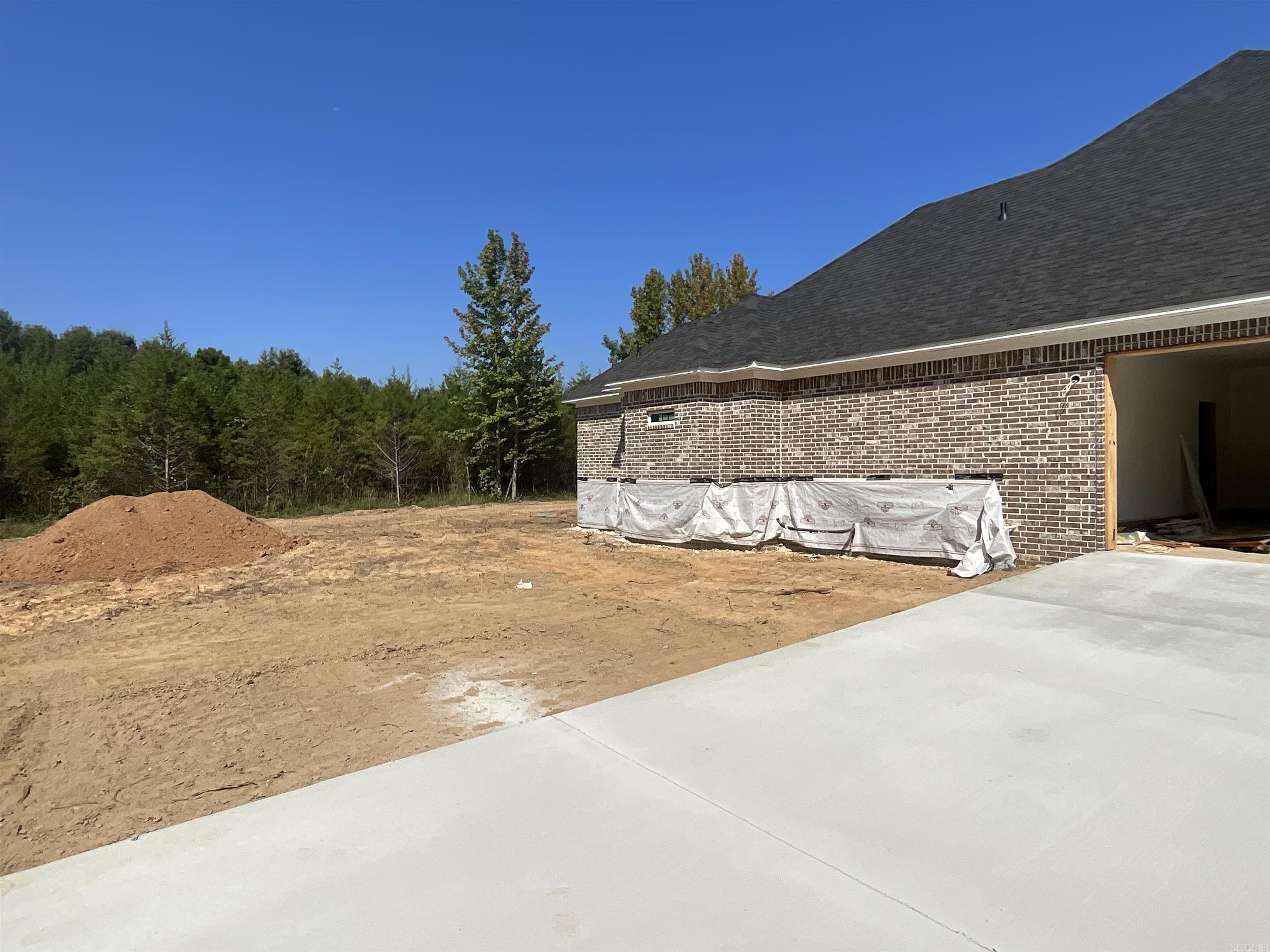 ULES WATSON PLACE - Residential