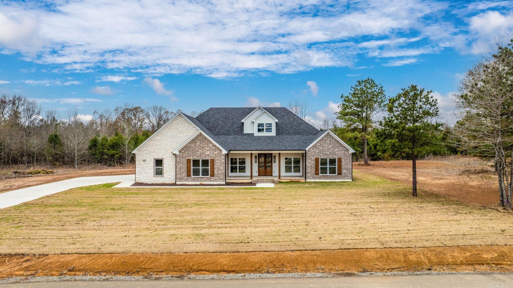 ULES WATSON PLACE - Residential