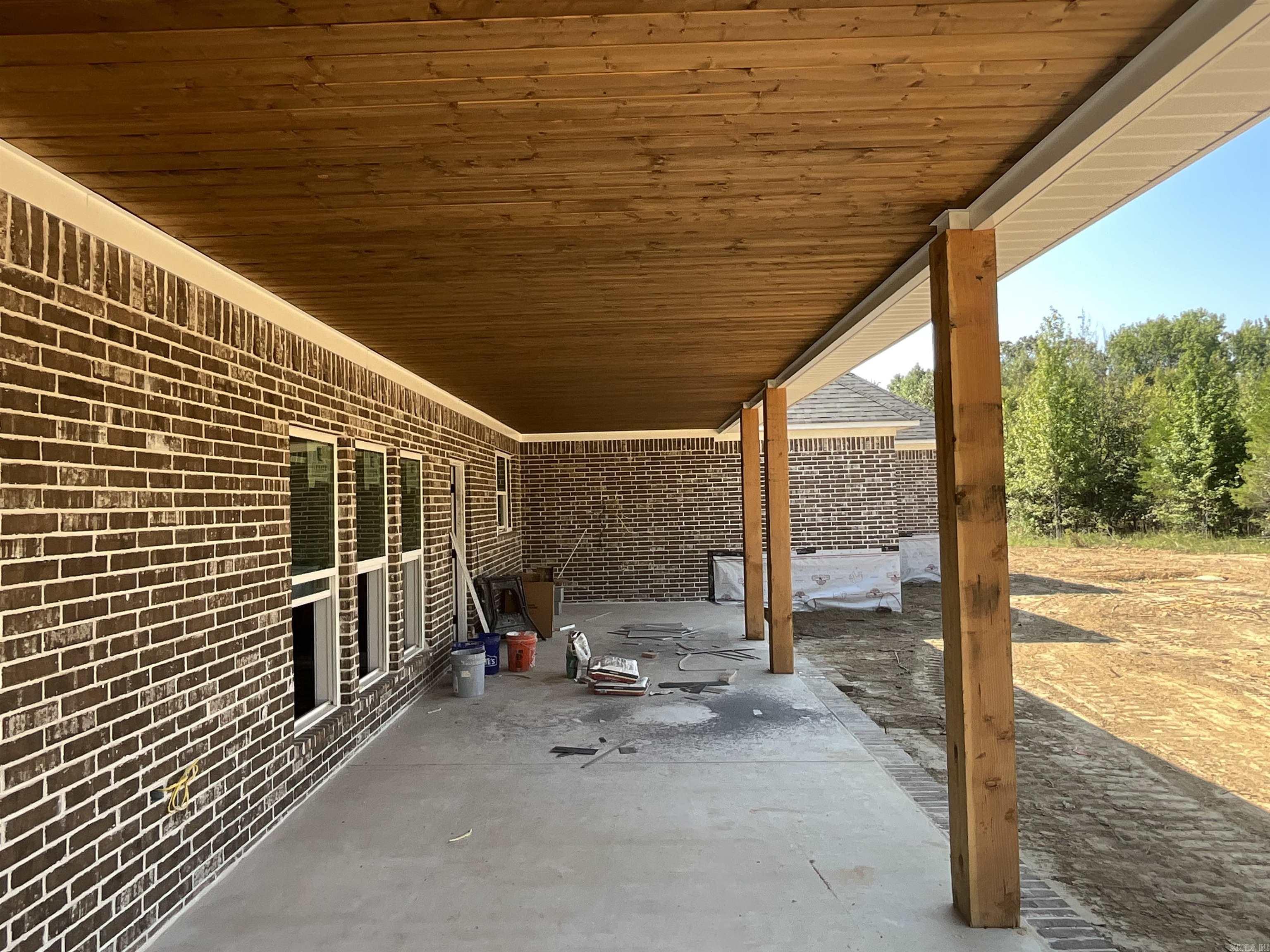 ULES WATSON PLACE - Residential