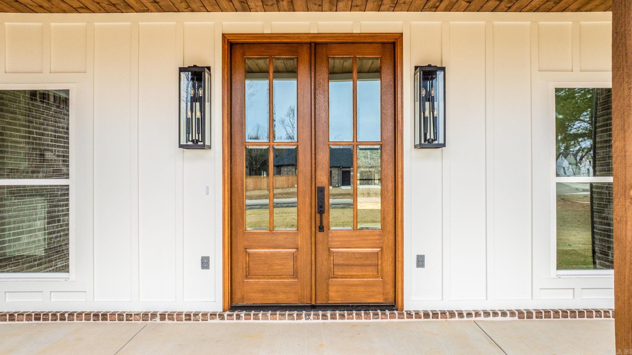 ULES WATSON PLACE - Residential