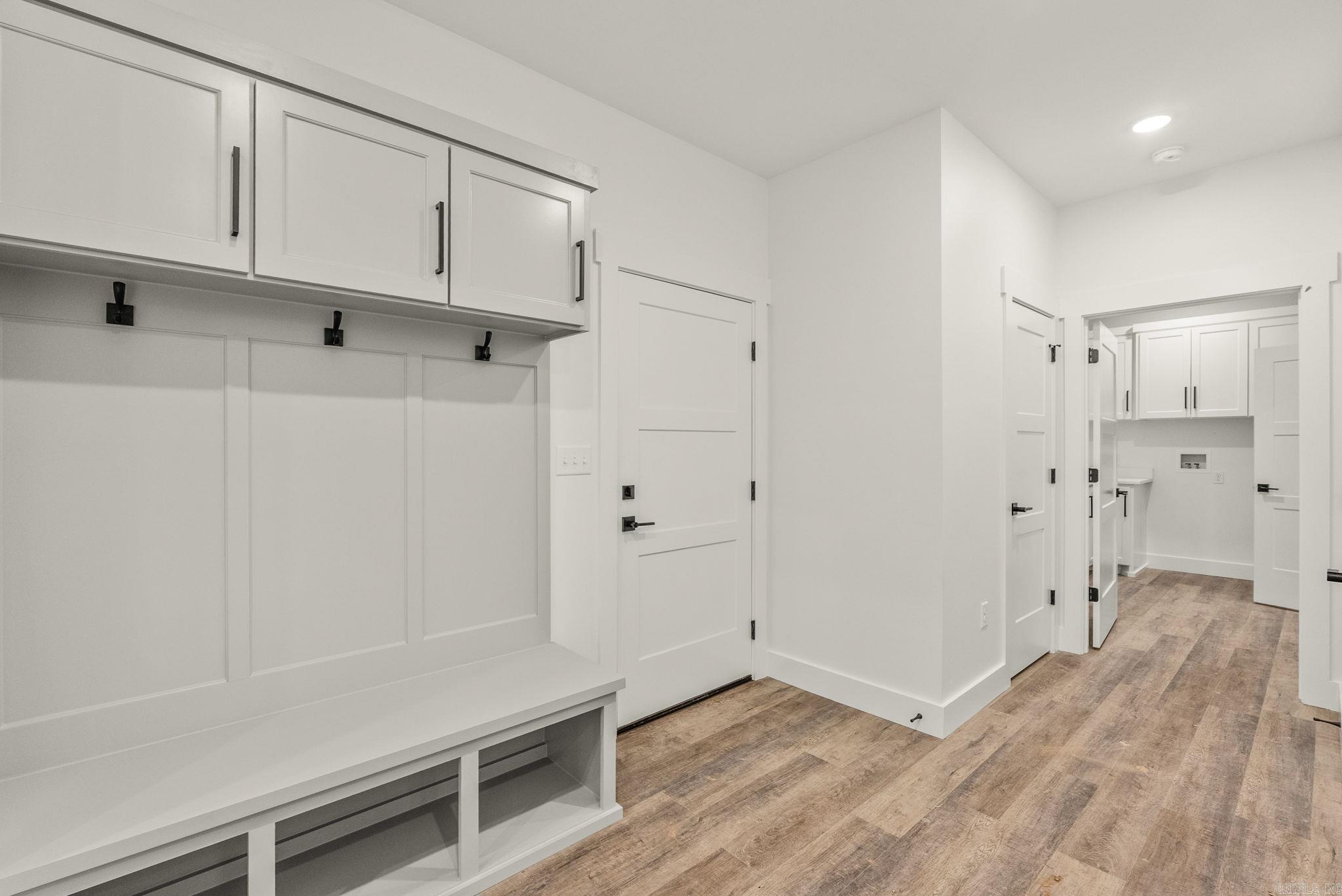 ULES WATSON PLACE - Residential