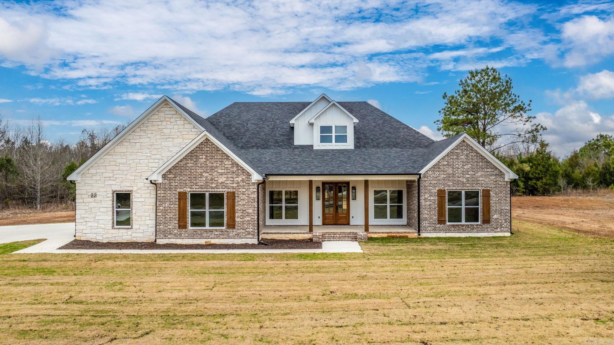 ULES WATSON PLACE - Residential