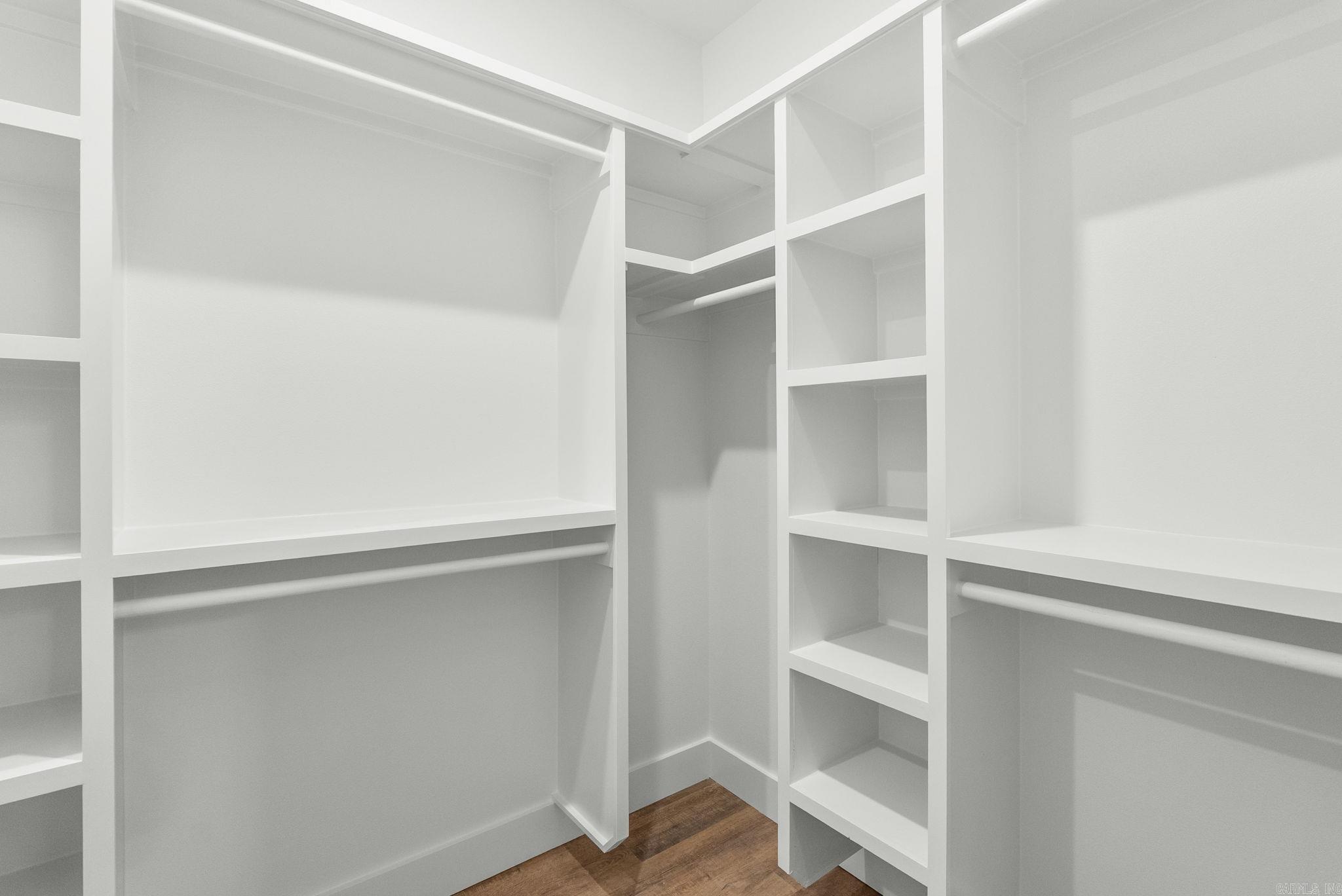 ULES WATSON PLACE - Residential