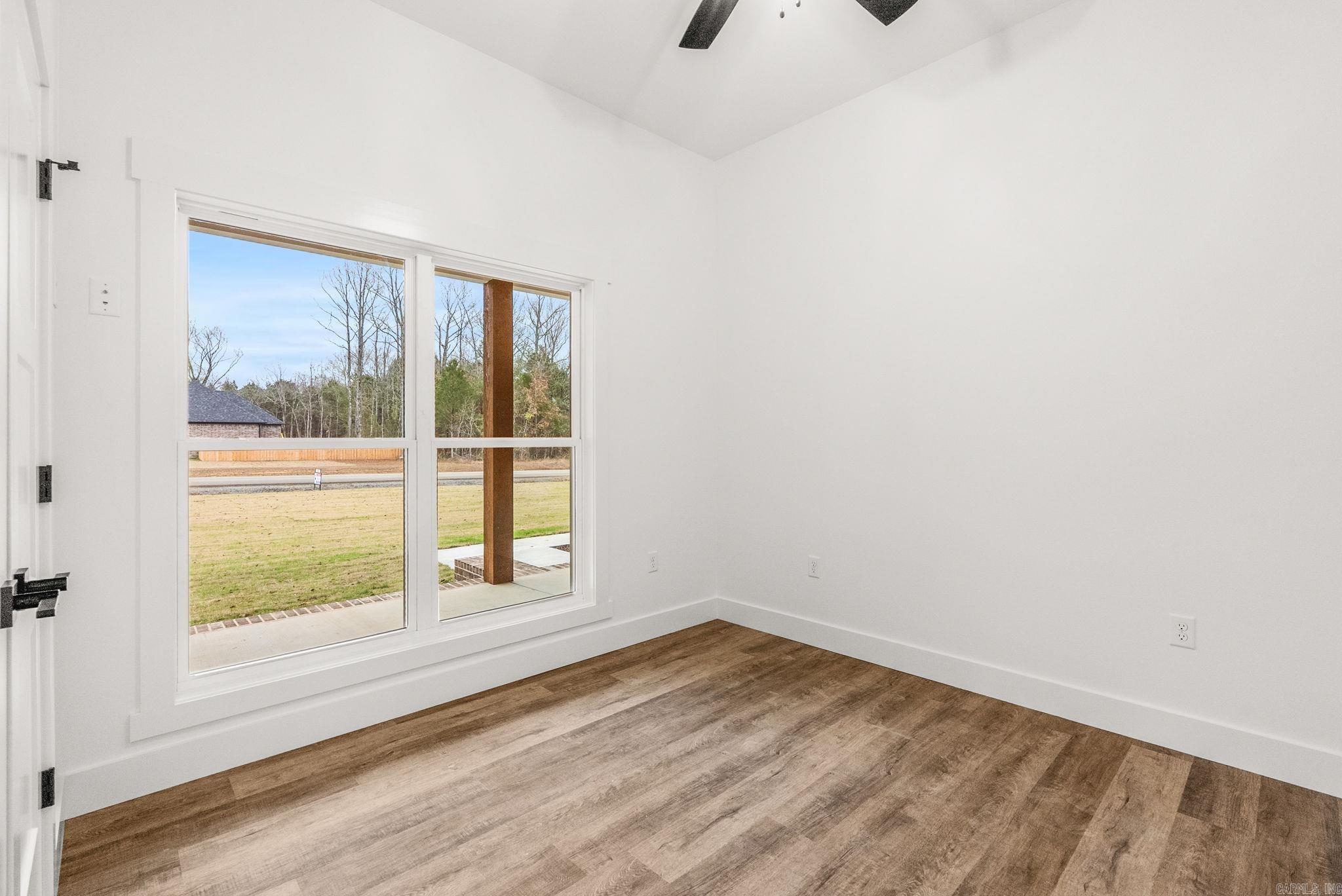 ULES WATSON PLACE - Residential