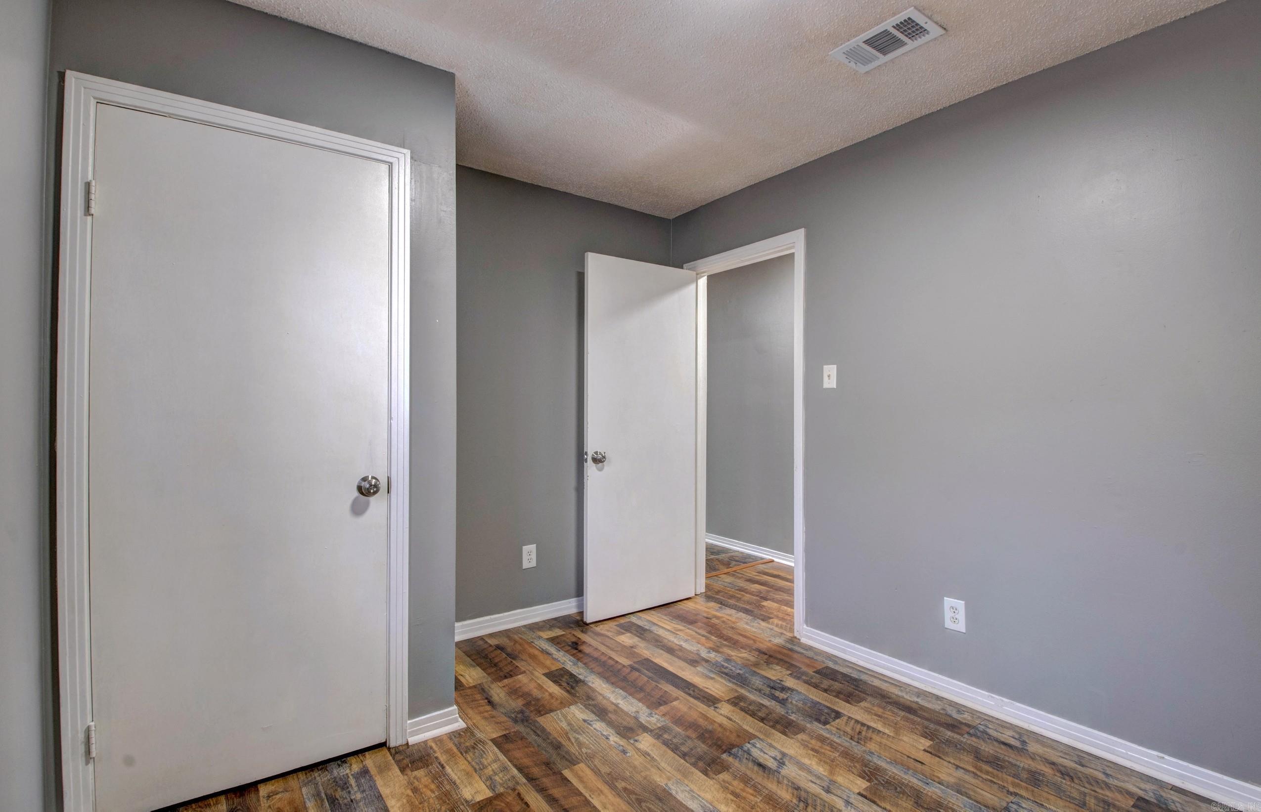 COVE THE - Residential