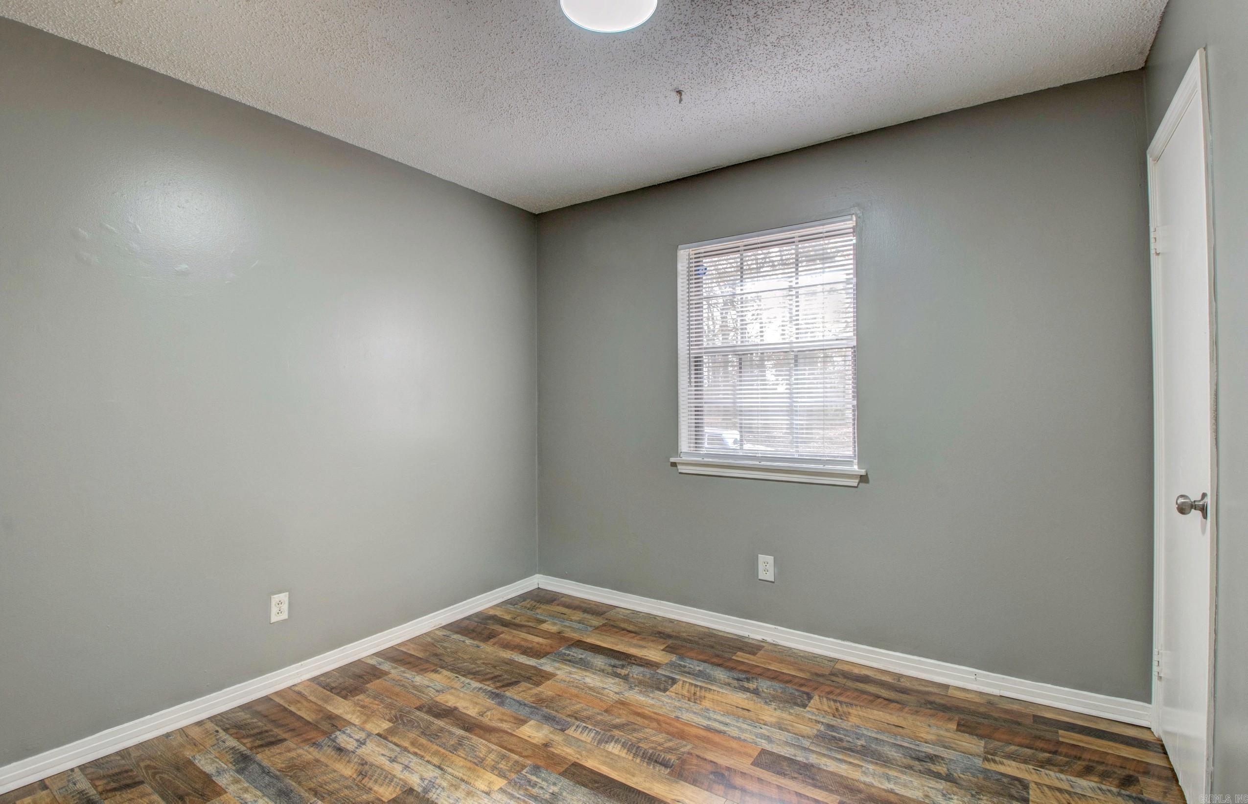 COVE THE - Residential