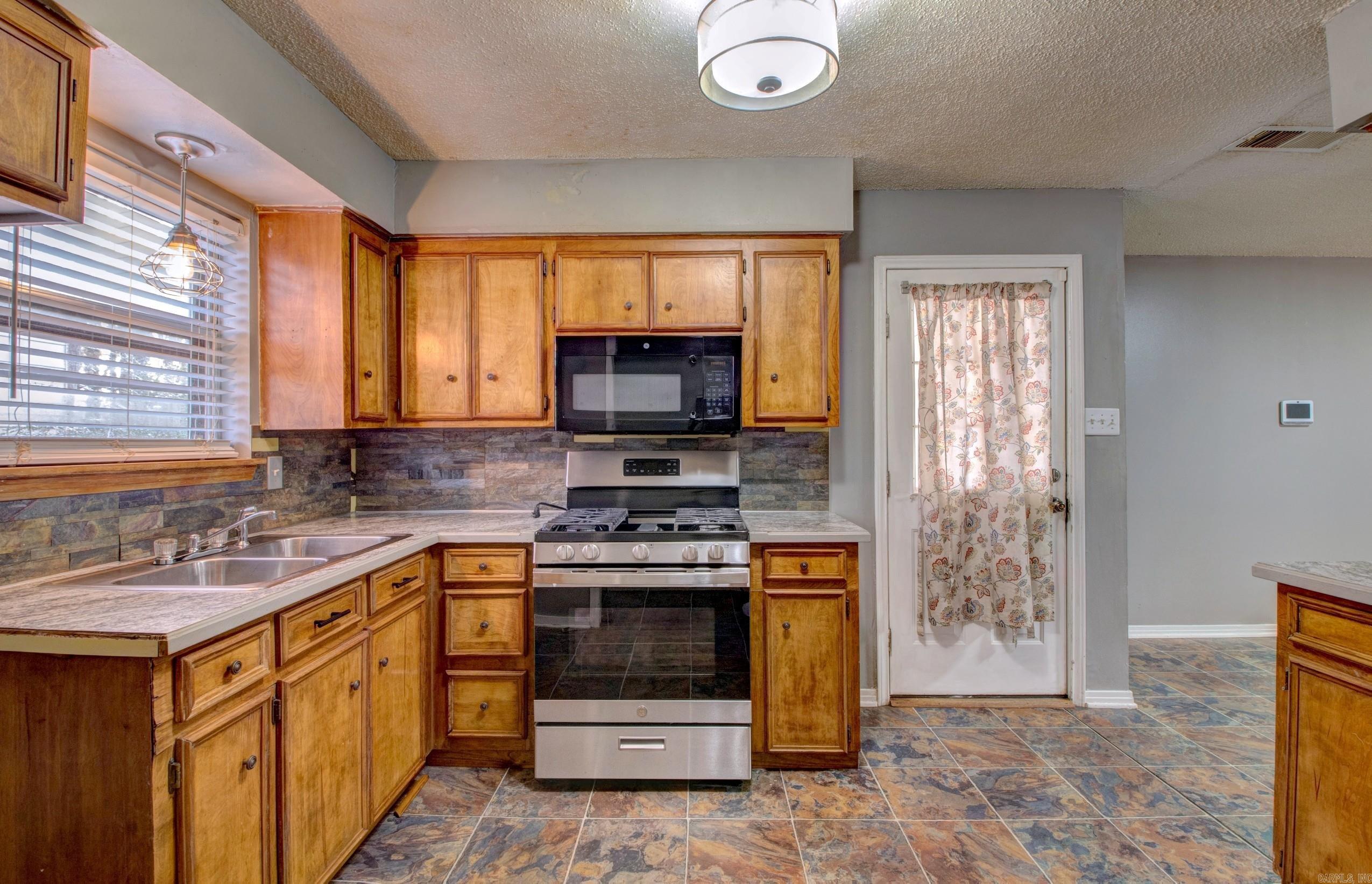 COVE THE - Residential