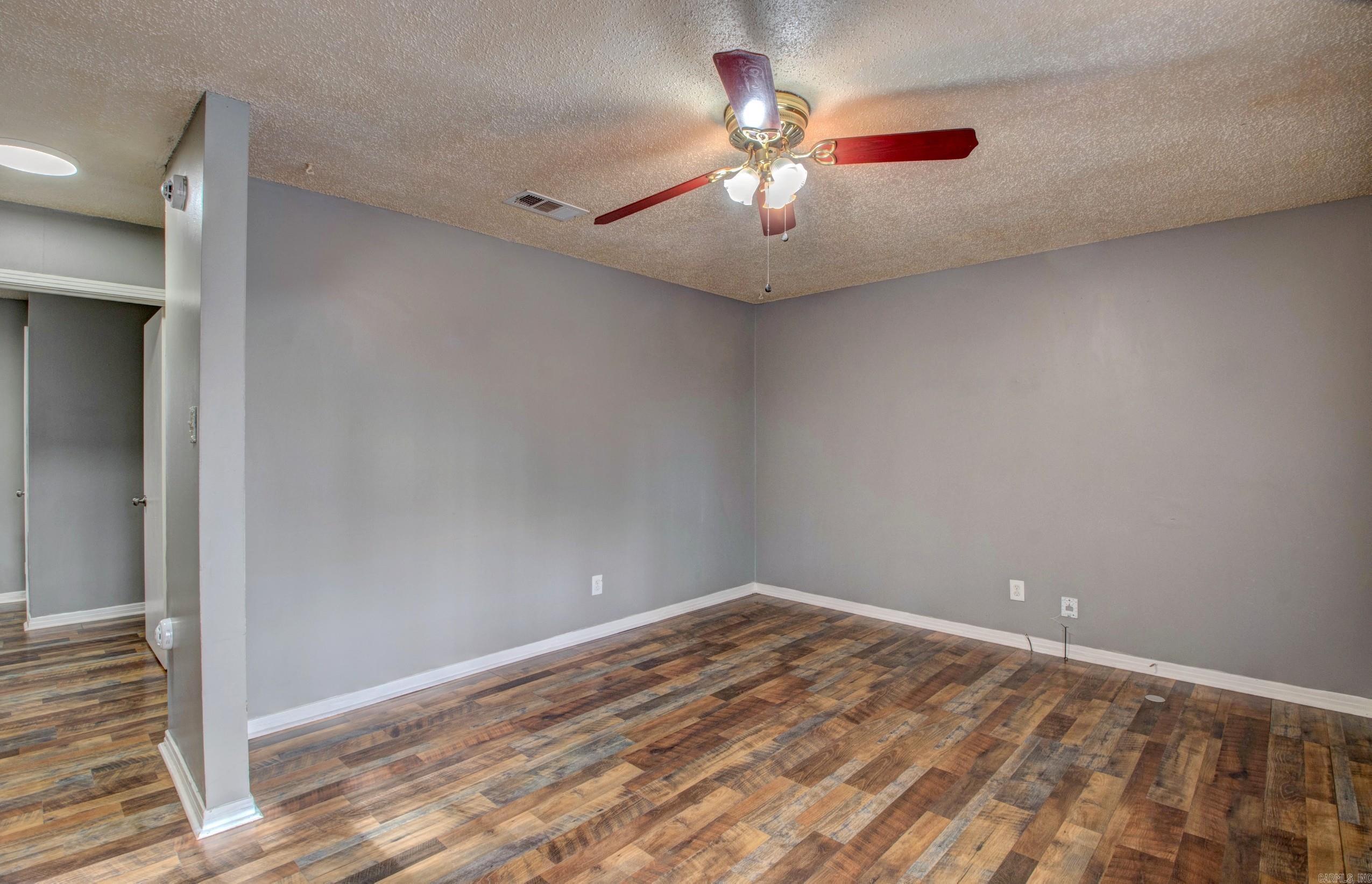 COVE THE - Residential