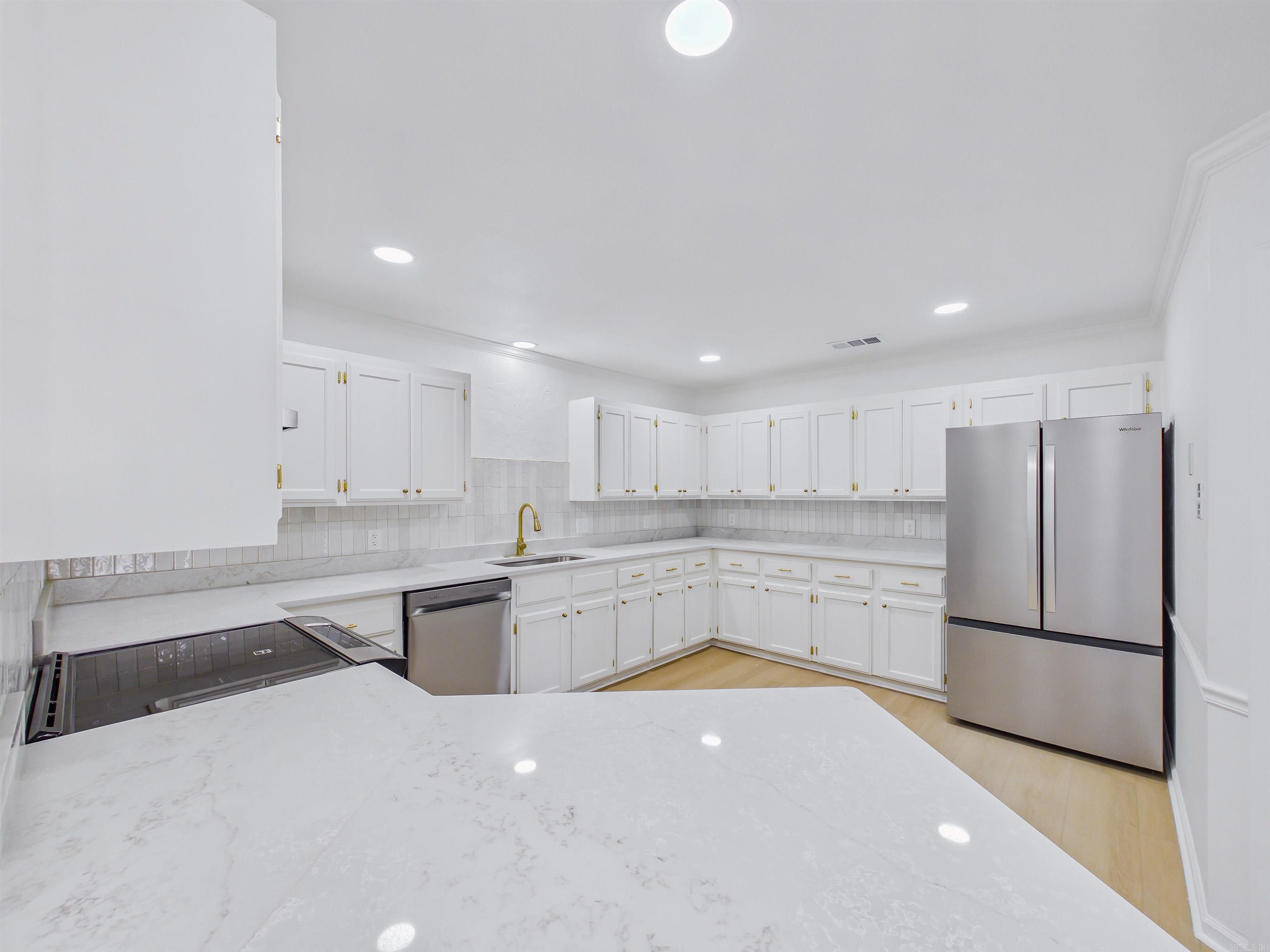 WHITNEY WOODS - Residential