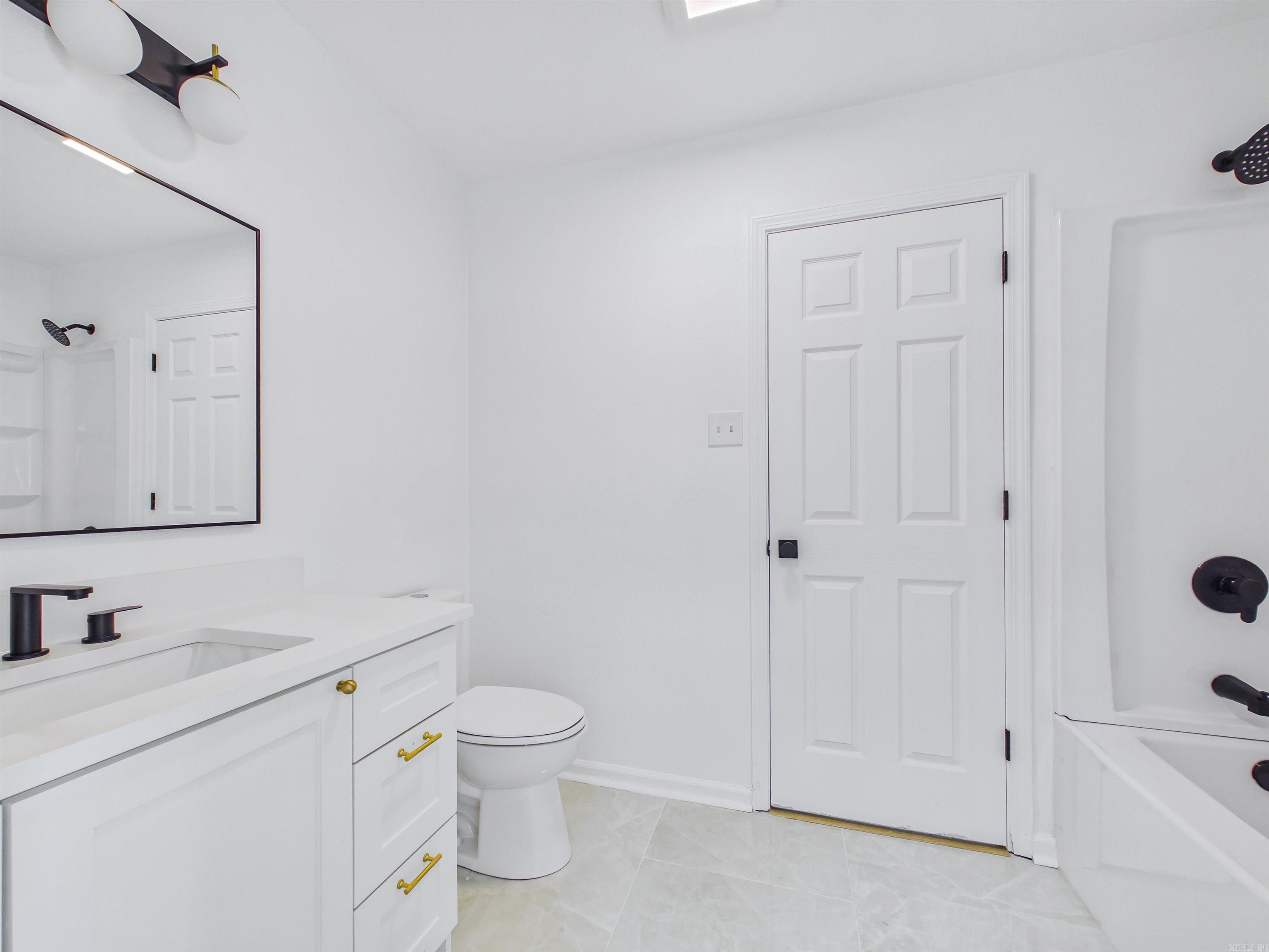 WHITNEY WOODS - Residential