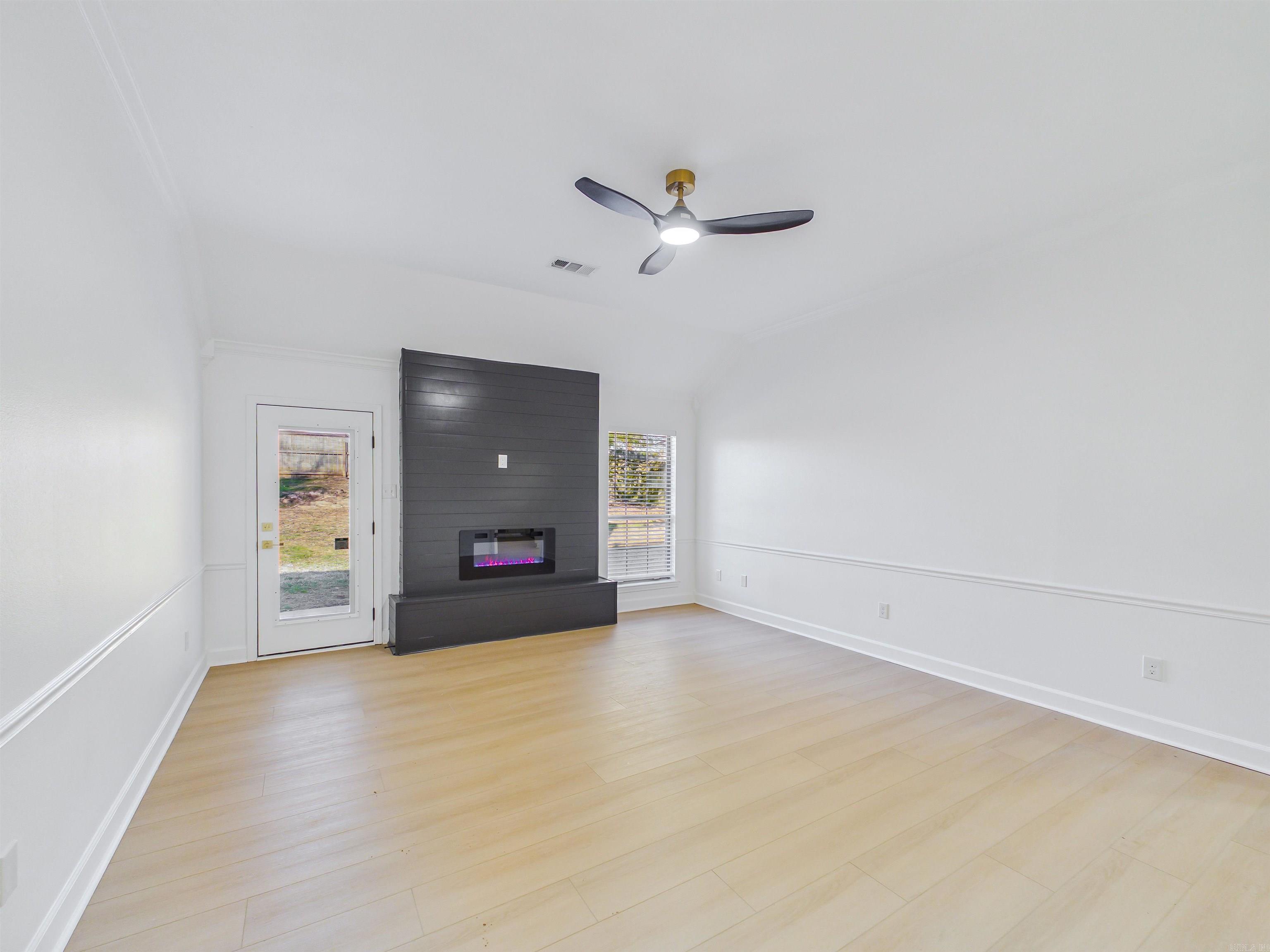 WHITNEY WOODS - Residential