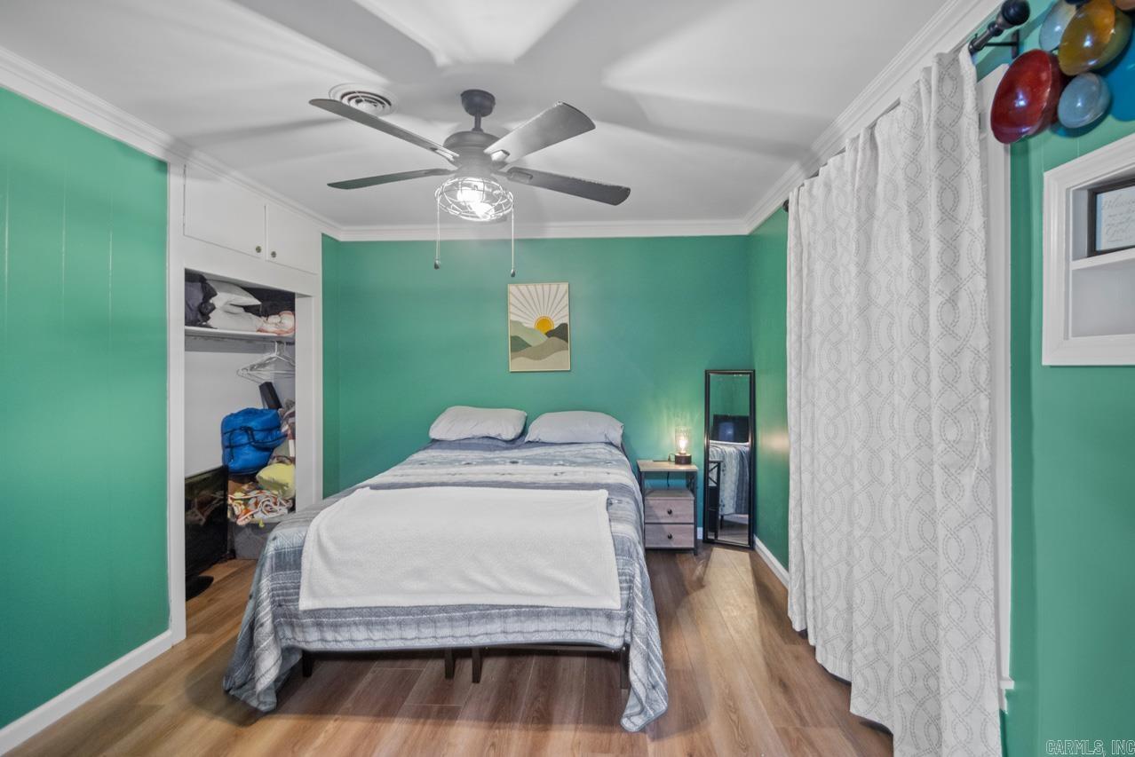 O E HENDERSON - Residential
